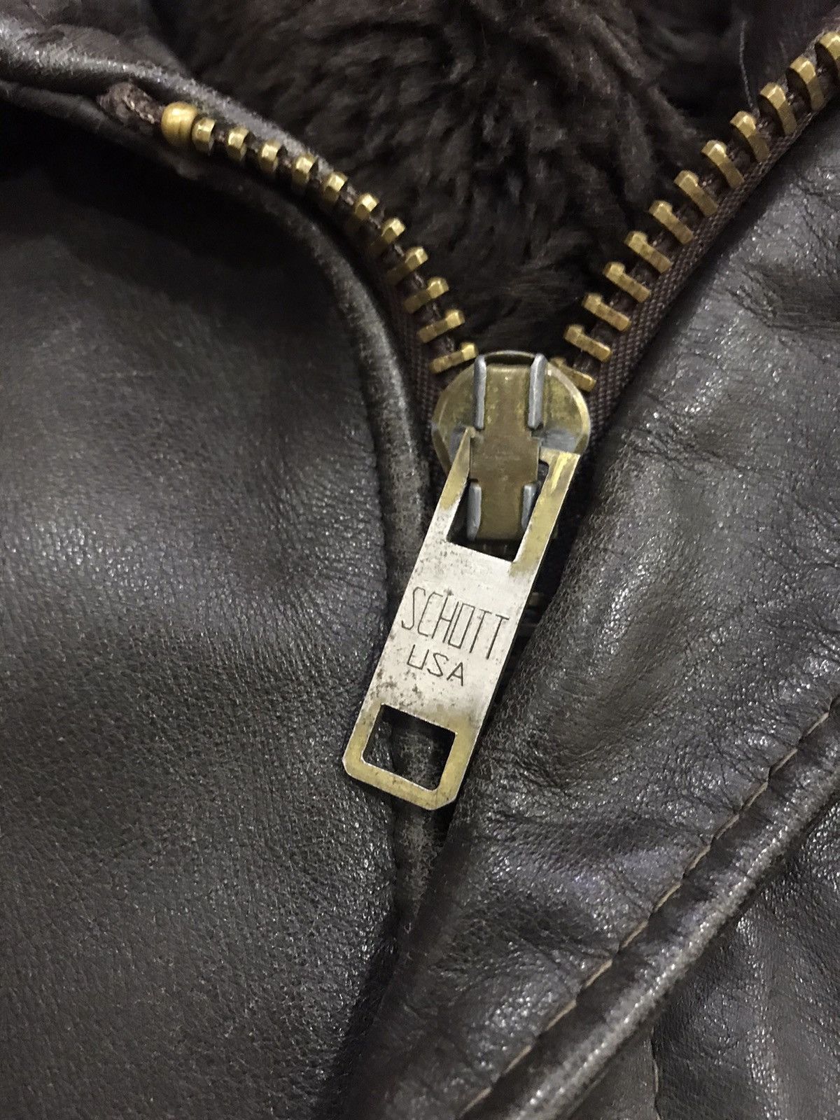 Schott SCHOTT MADE IN USA A2 FLIGHT JACKET Size US L / EU 52-54 / 3 - 9 Thumbnail