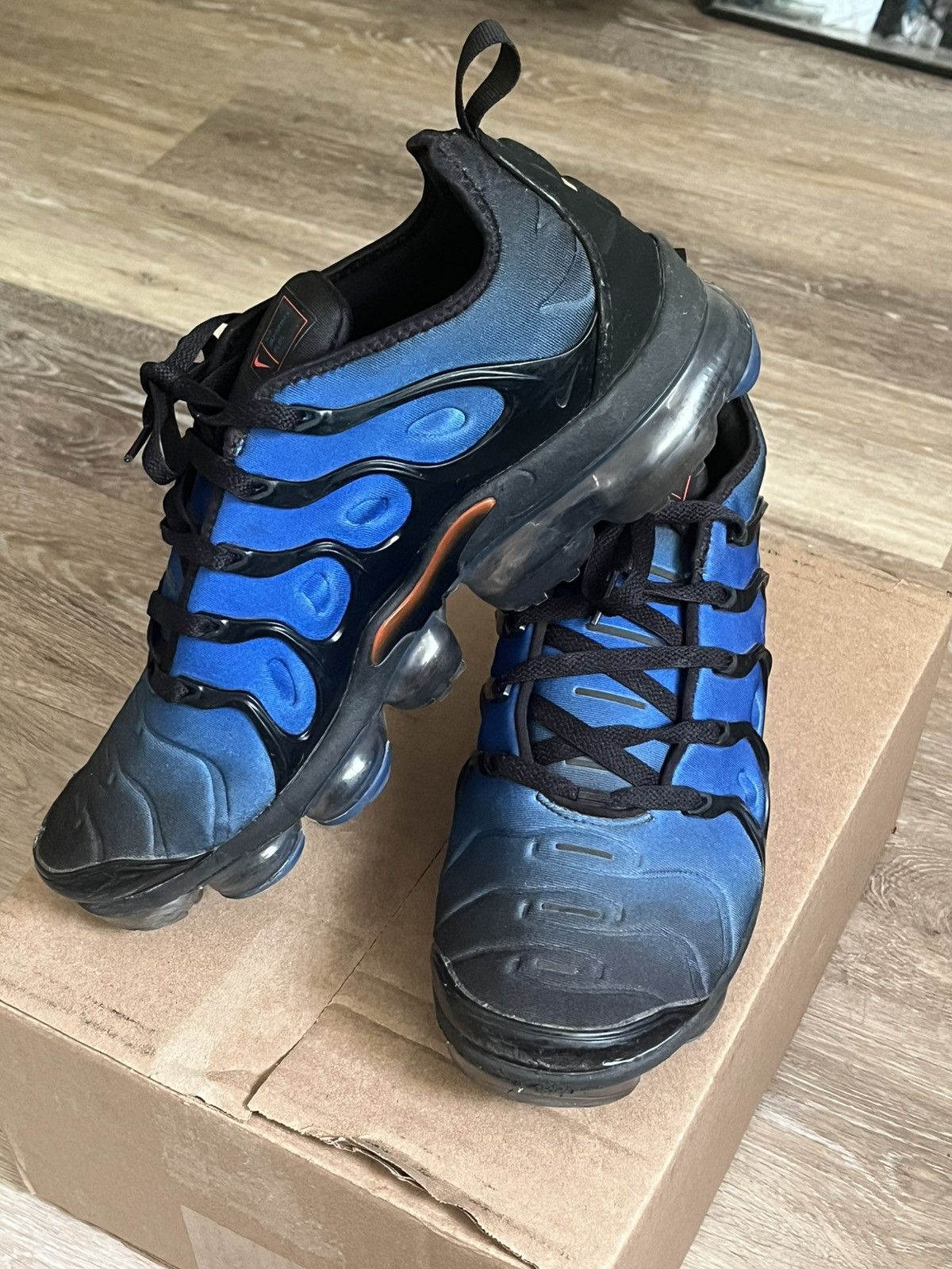 Nike Mens vapormax US Size 10 Size US 10 / EU 43 - 4 Thumbnail