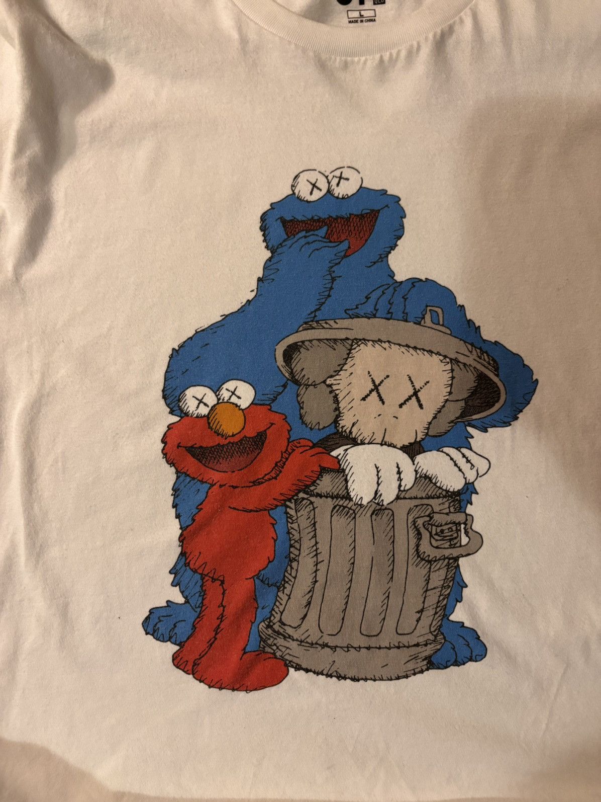 Uniqlo Kaws X Uniqlo Tee Size US L / EU 52-54 / 3 - 2 Thumbnail
