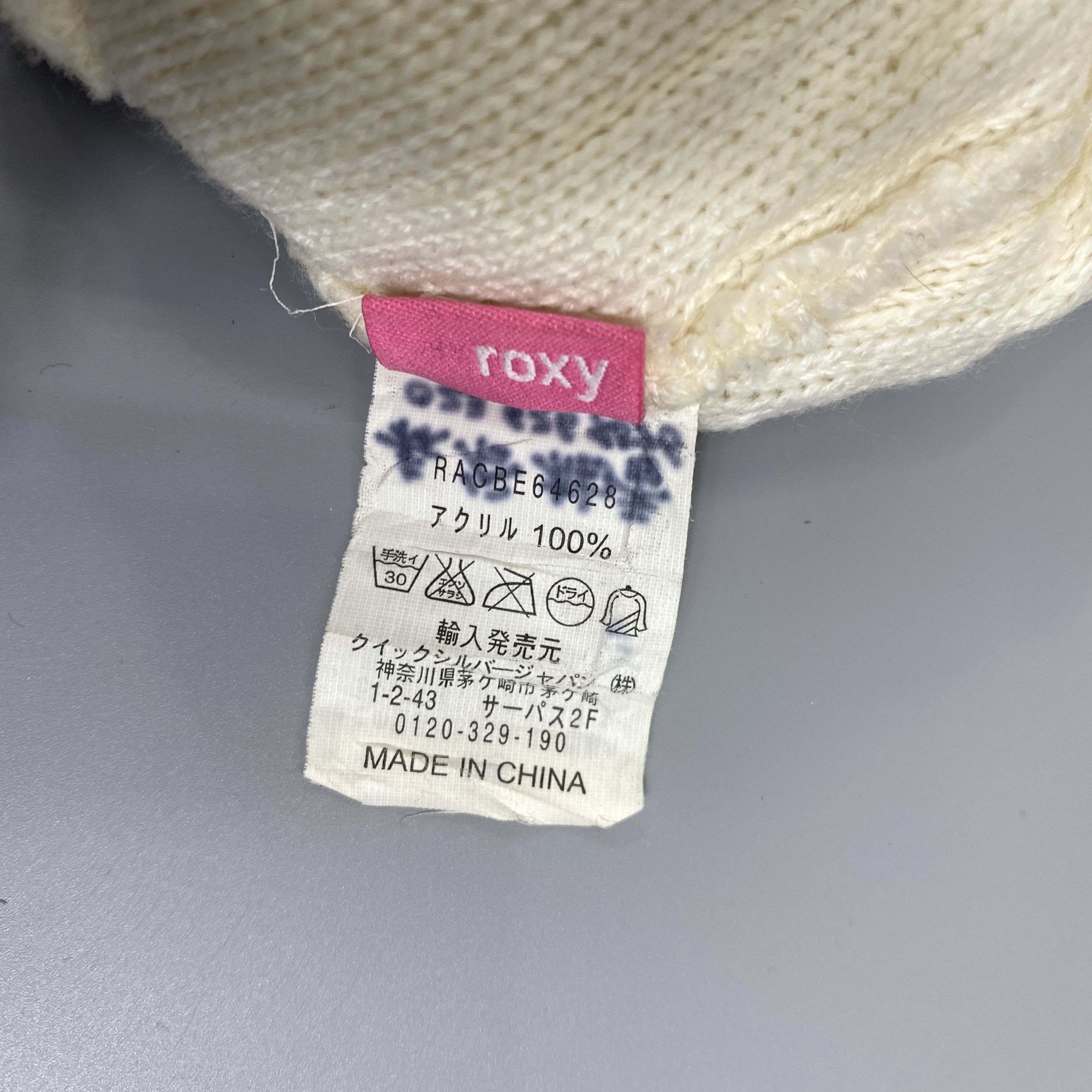 Japanese Brand Roxy Snow Cap Beanie Hat With Pom Pom -BN842 Size ONE SIZE - 7 Thumbnail