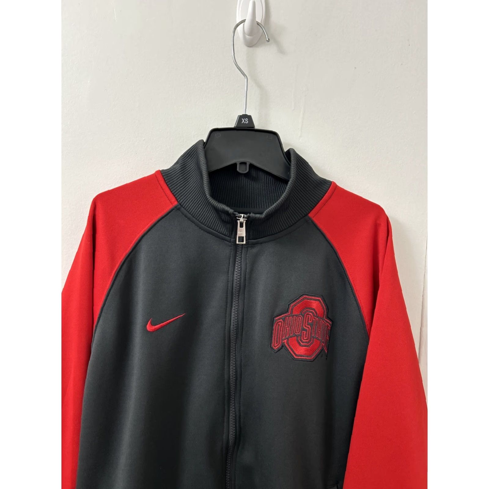 Nike Nike Track Jacket Mens Large Black Red Full Zip Swoosh Logo Pockets Size US L / EU 52-54 / 3 - 2 Thumbnail