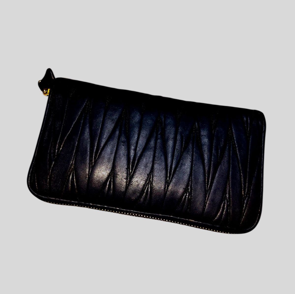 Issey Miyake × Miu Miu × Vintage MIU MIU LONG WALLET SOFT LEATHER ZIPPER WALLET Size ONE SIZE - 2 Thumbnail