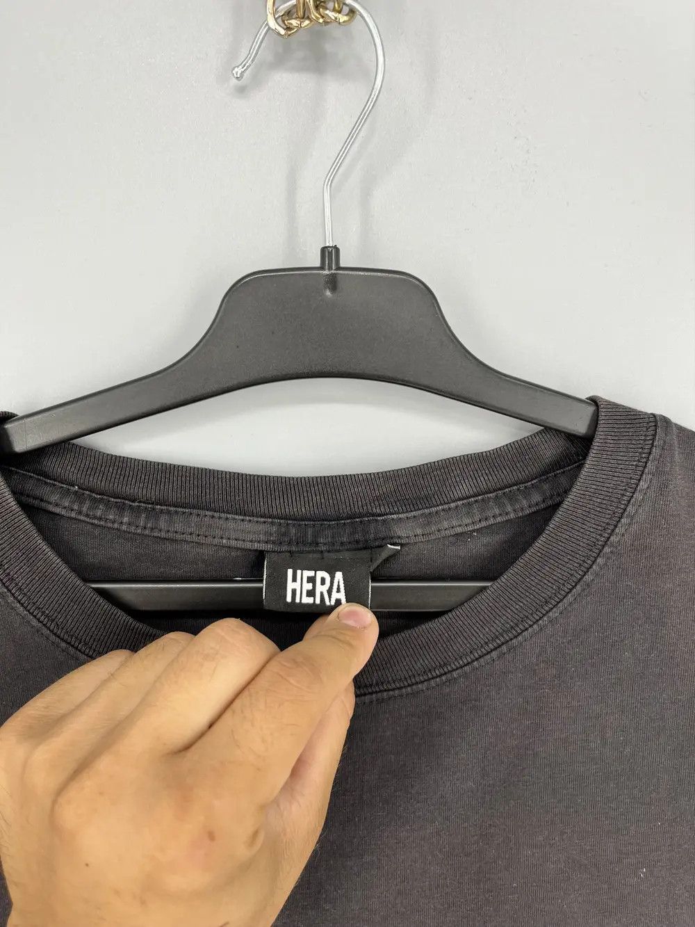 Japanese Brand Vintage Y2K Hera logo Oversized Tee Shirt Streetwear Style Size US L / EU 52-54 / 3 - 8 Thumbnail