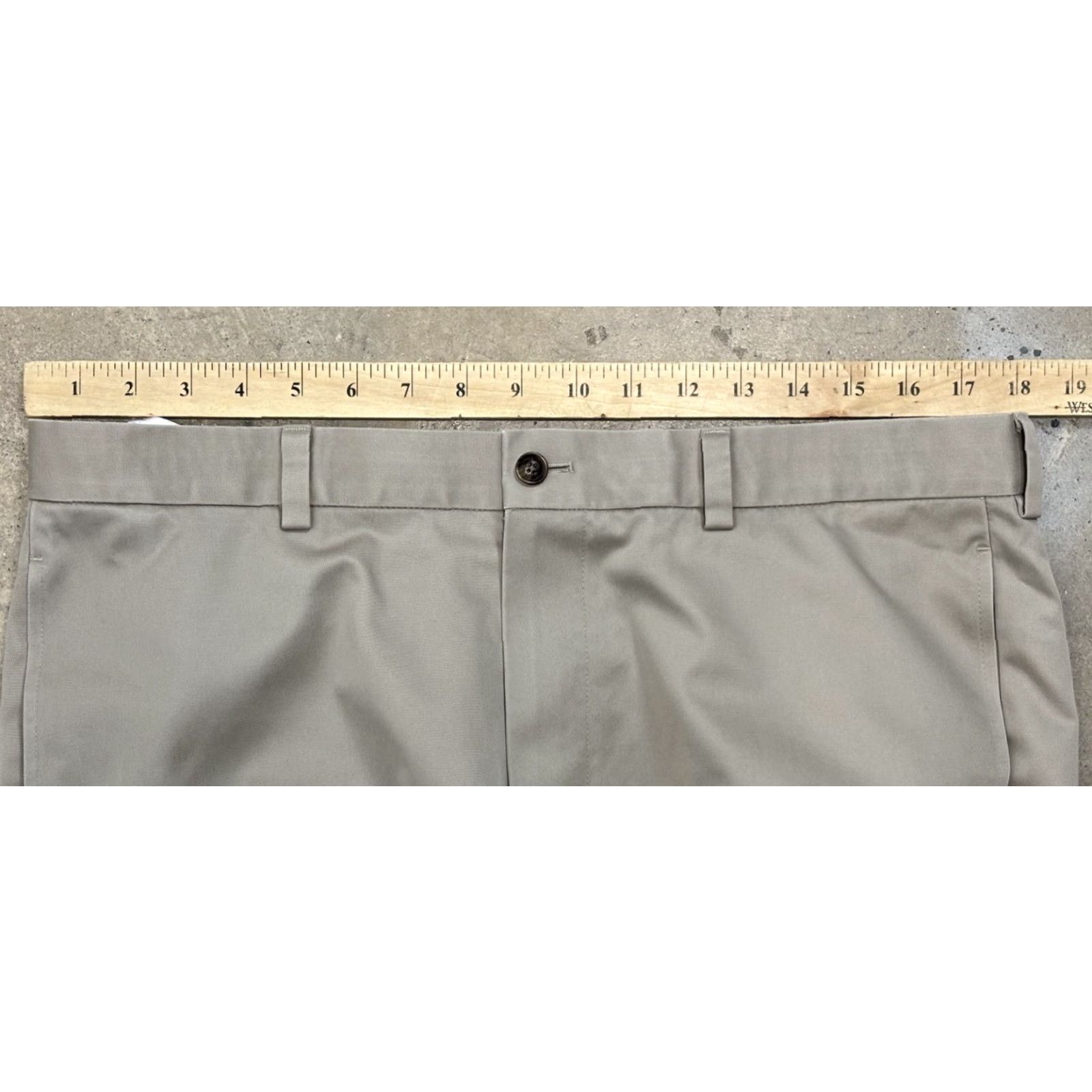 Brooks Brothers Brooks Brothers Pants Chino Mens 36 Regular Beige Lightweight 32.5 Inseam Hudson Preppy Size US 36 / EU 52 - 7 Thumbnail