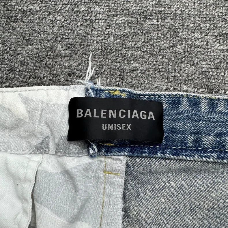 Balenciaga Balenciaga size M Camouflage Patchwork Denim Pants Size US 27 - 3 Thumbnail
