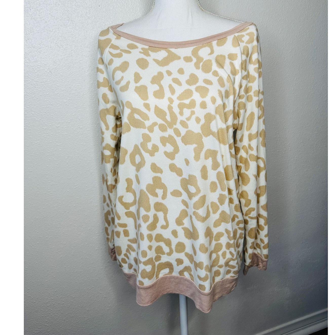 Other Bibi Cream & Tan Giraffe Print Long Sleeve Sweater S Y2k Size S / US 4 / IT 40 - 6 Thumbnail