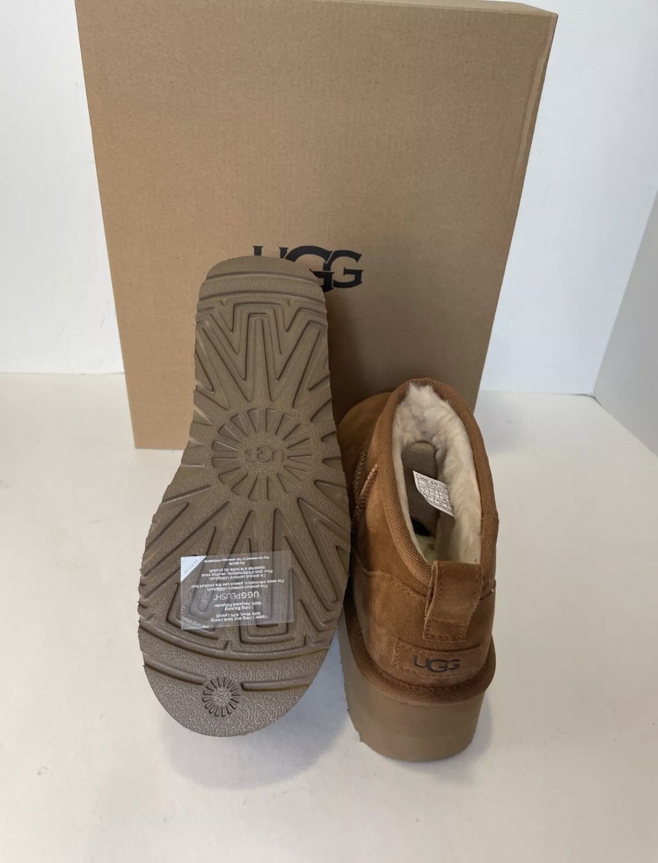 Ugg Womens Ugg Boots Size US 9 / IT 39 - 6 Thumbnail