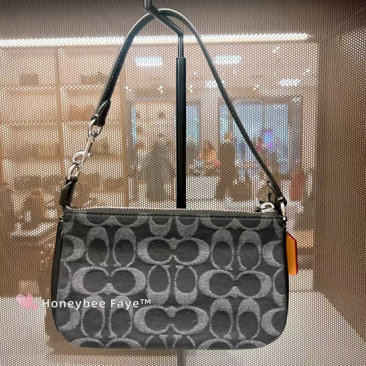 Coach Nolita 19 In Signature Denim CCZ48 Size ONE SIZE - 4 Thumbnail