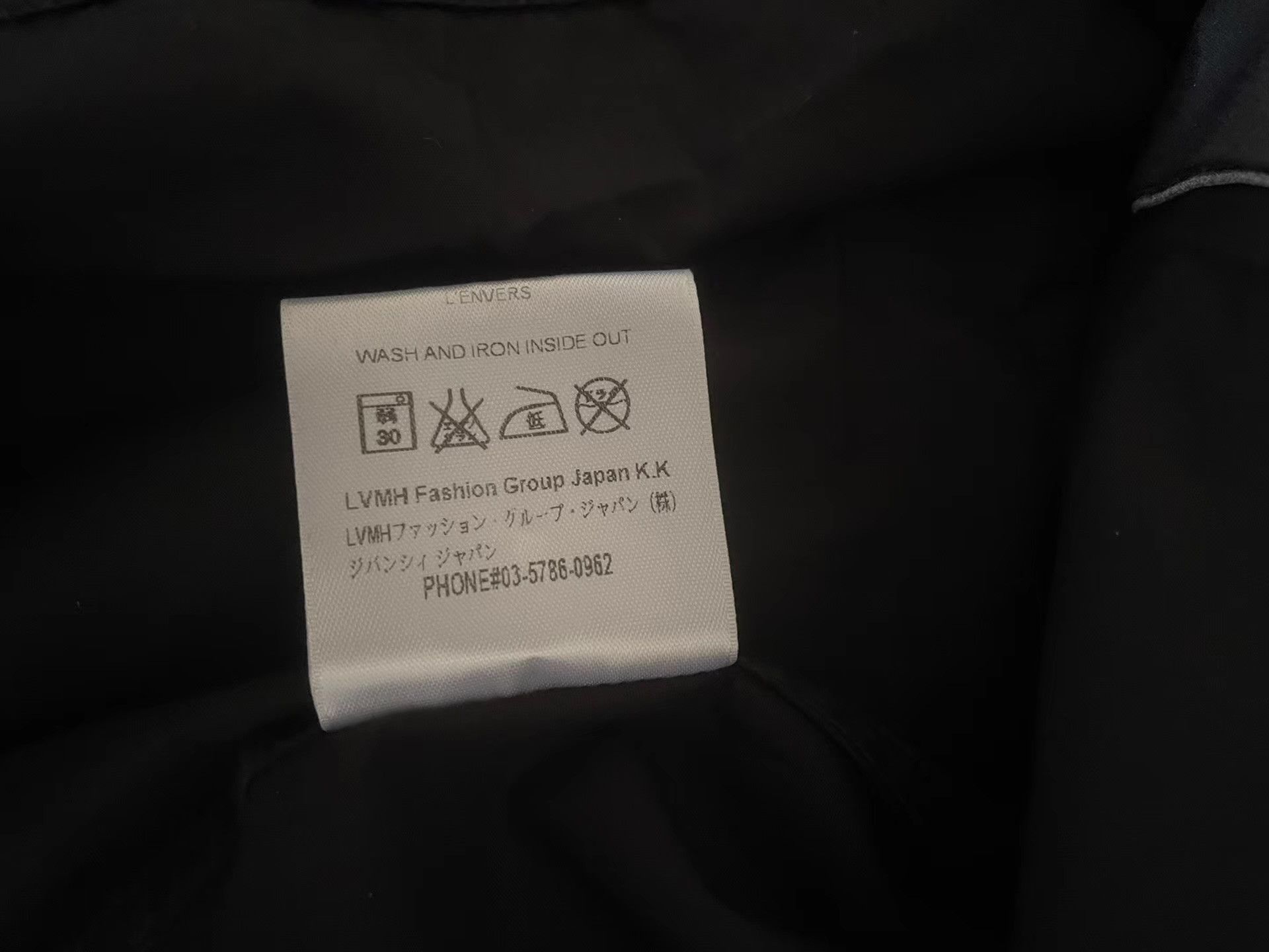 Givenchy Givenchy shark shirt Q4 Size US M / EU 48-50 / 2 - 7 Thumbnail