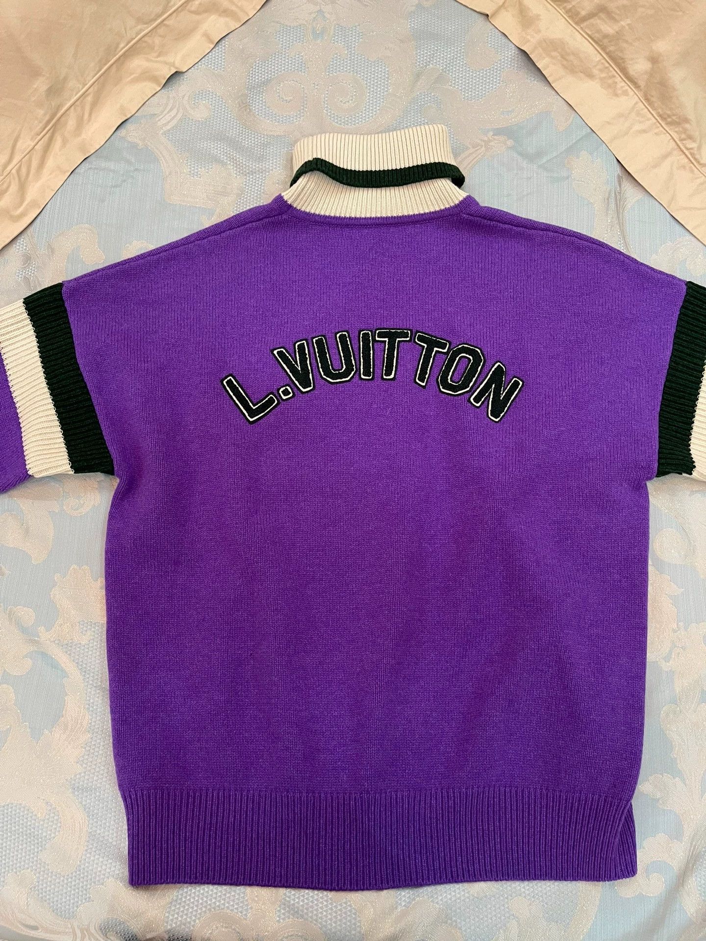 Louis Vuitton LV Thick Wool Sweater L Cartoon Embroidered, Big Logo Size US XL / EU 56 / 4 - 7 Thumbnail