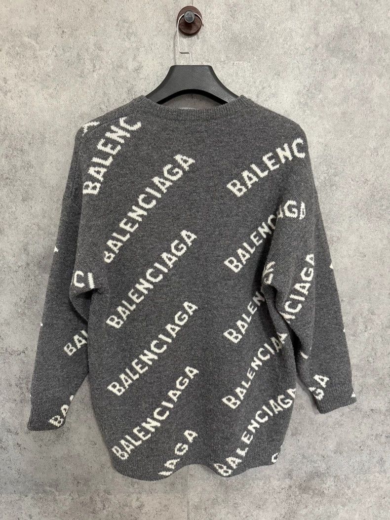 Balenciaga Balenciaga Gray bullet-screen logo sweater Size US XS / EU 42 / 0 - 5 Thumbnail