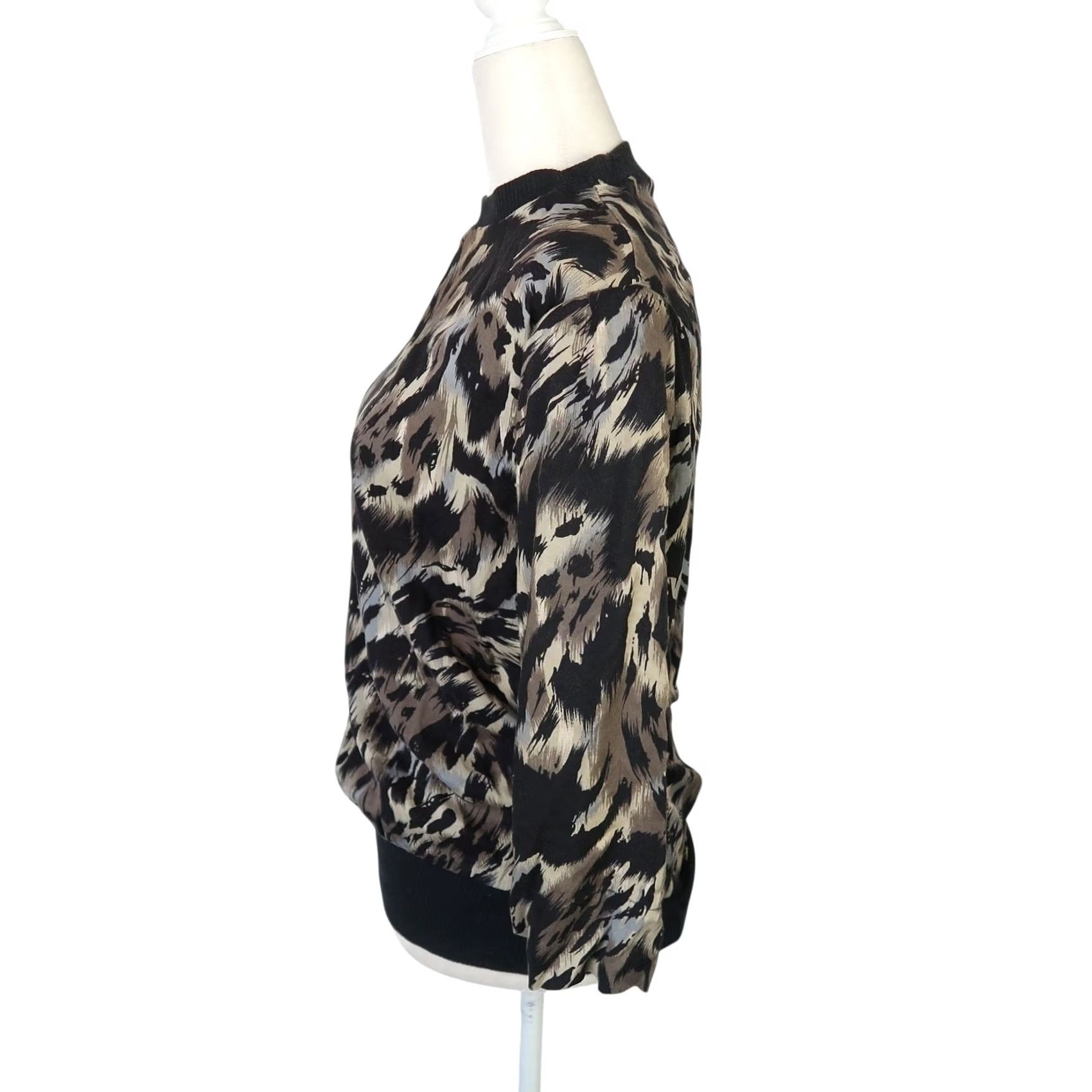 Vintage VINTAGE Phillip Lawrence Black and Brown Abstract Animal Print Top Blouse Long Sleeve Crew Neck Women's S Rayon 80s 90s Fall Spring Casual Size S / US 4 / IT 40 - 3 Thumbnail