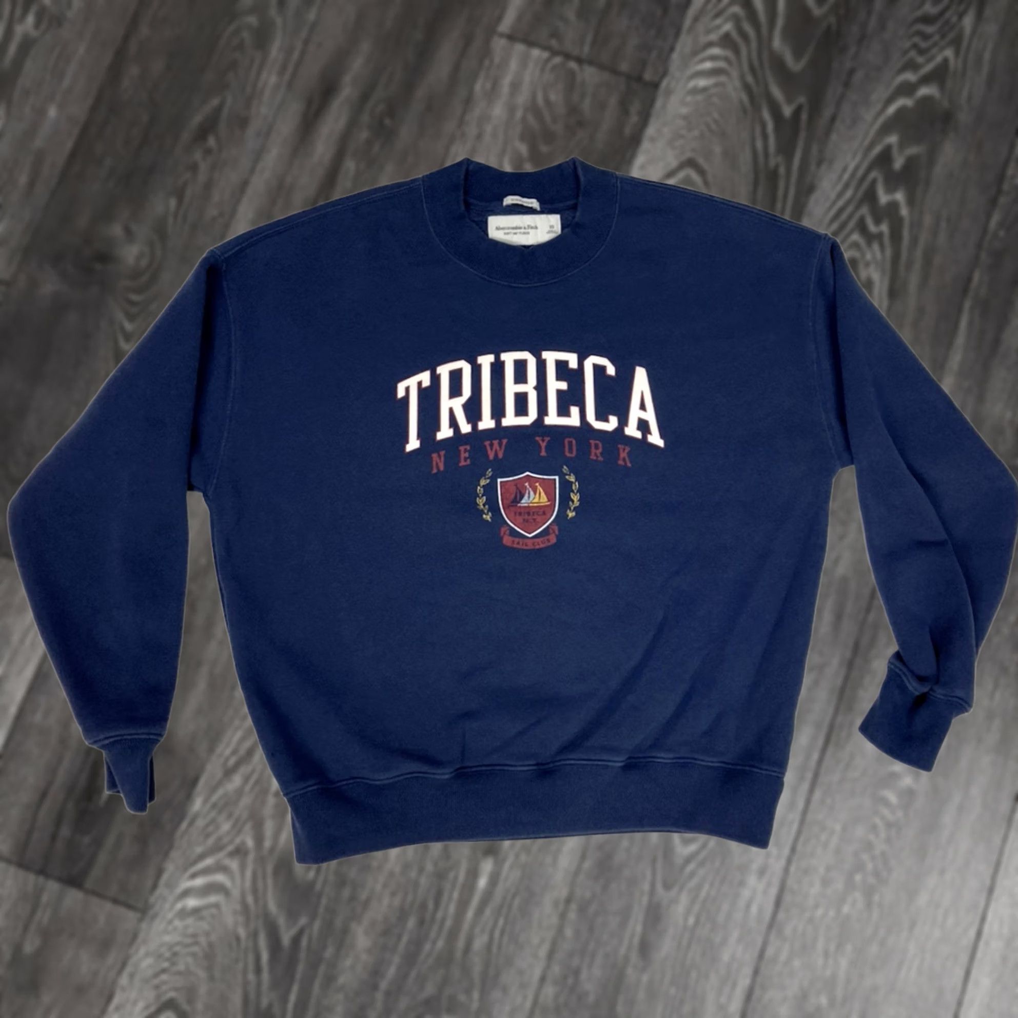 Abercrombie & Fitch Abercrombie & Fitch Sweatshirt Women XS City Graphic Logo Pullover Crew Neck Fleece Oversized Blue Size XS / US 0-2 / IT 36-38 - 1 Thumbnail