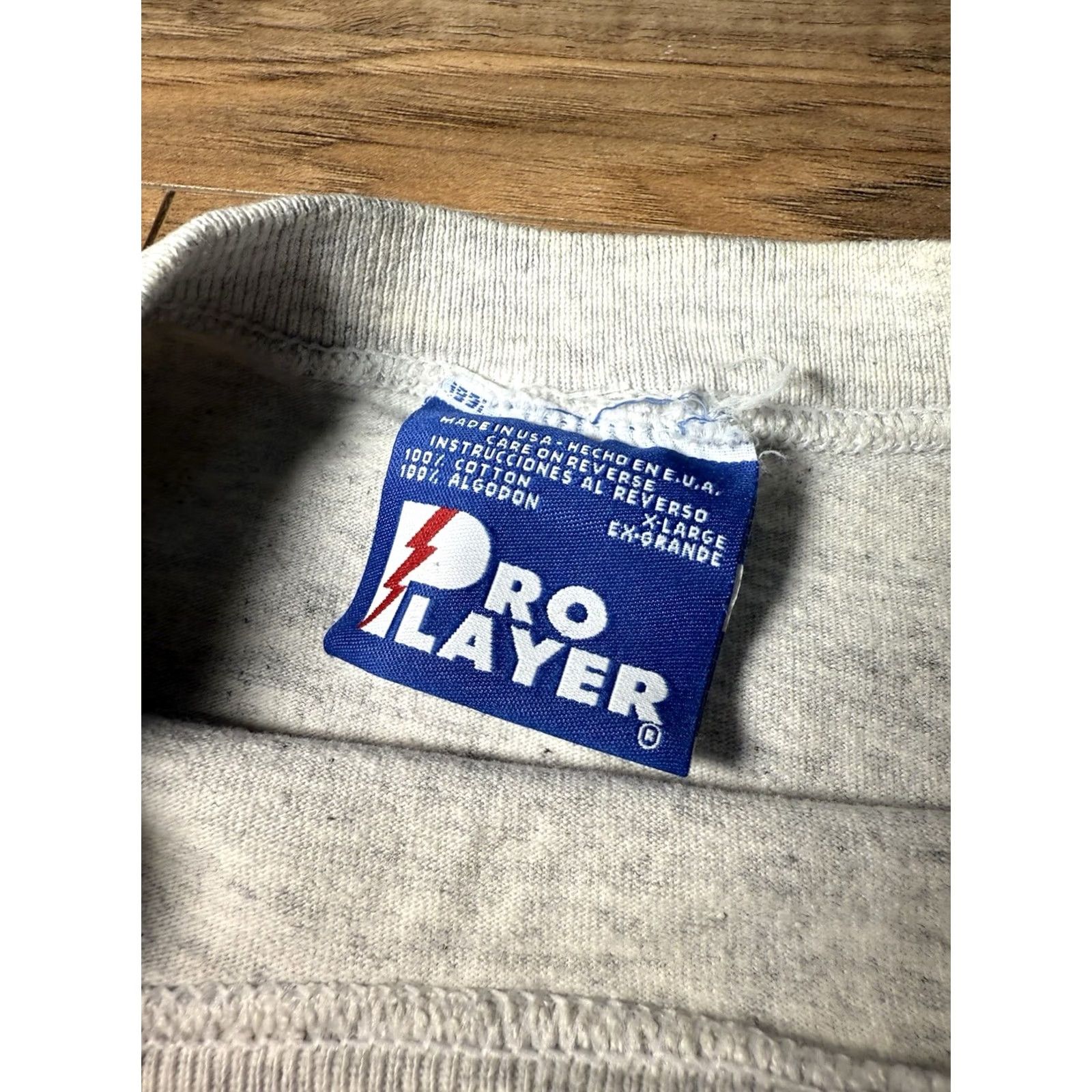 Pro Player VINTAGE 90s Pro Player NBC Sports Pro Player Gray Jersey Style T-Shirt XL NFL NBA Mens Short Sleeve Jersey Style T-Shirt Gray XL Men’s Shirt Size US XL / EU 56 / 4 - 3 Thumbnail