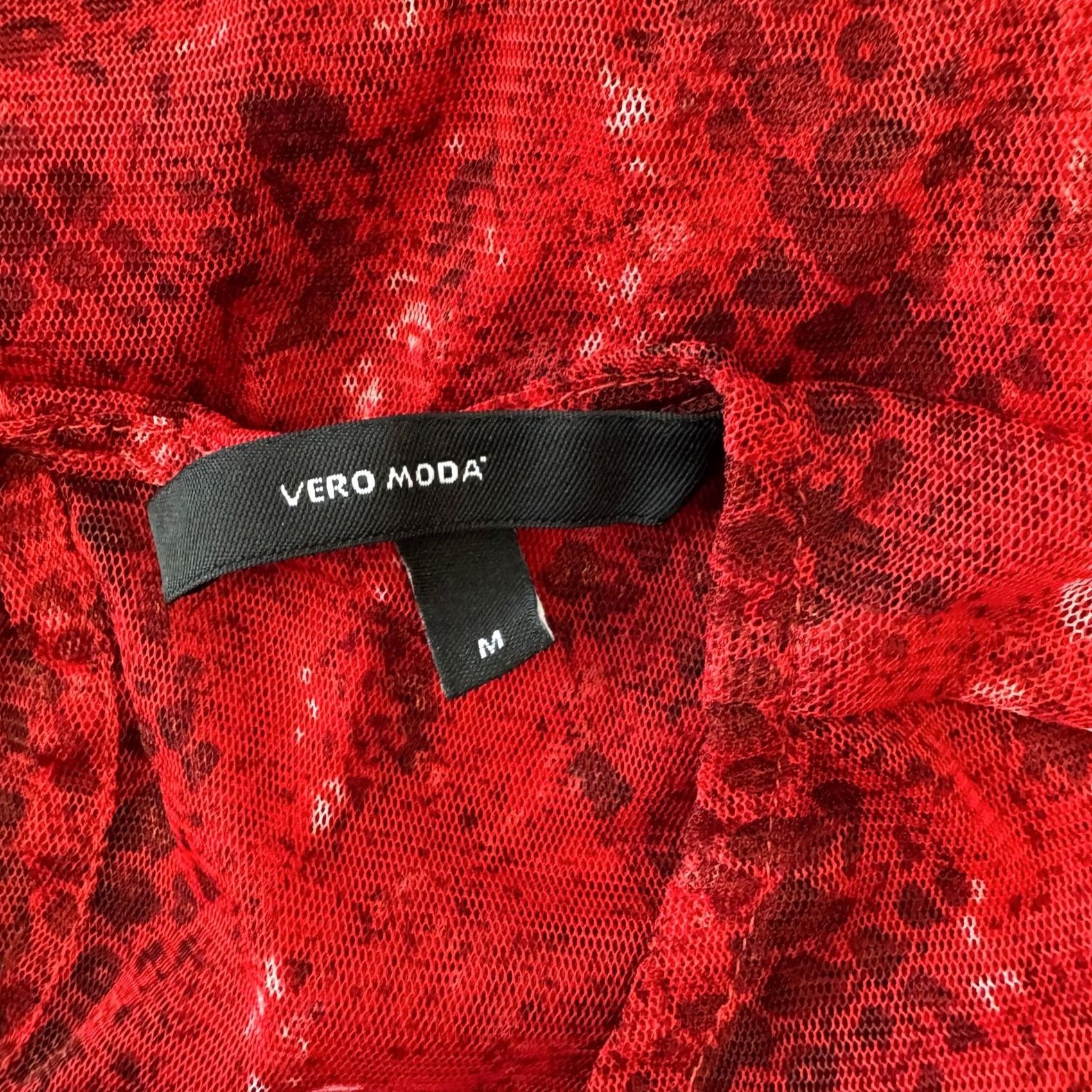 Vintage VINTAGE Vero Moda Blouse Women M Red Snake Animal Print Micro Sheer Casual Tee Size M / US 6-8 / IT 42-44 - 3 Thumbnail
