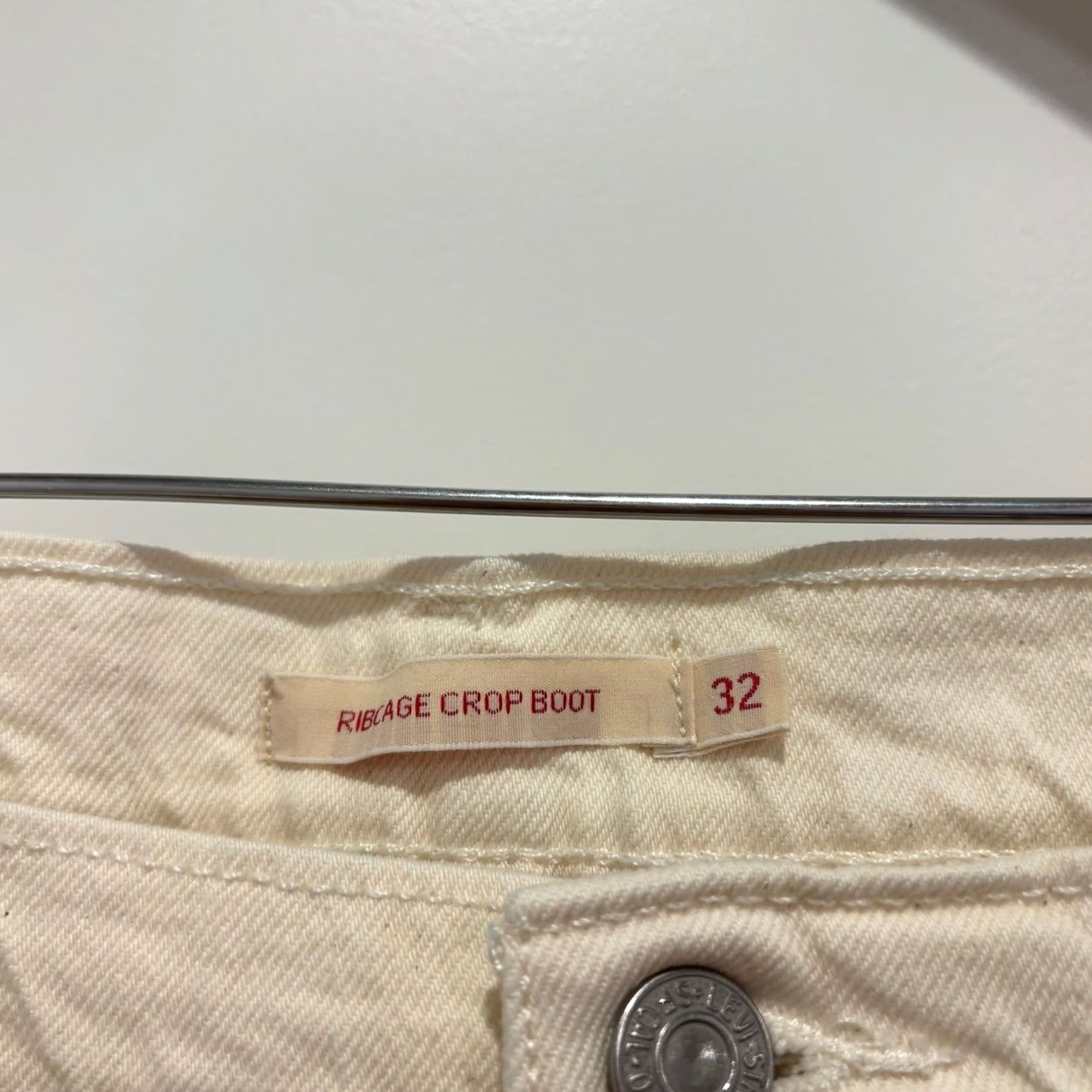 Levi's Levi's Women's Cream Ribcage Crop Boot Denim Jeans Size 32 Size 24" / US 00 / IT 34 - 3 Thumbnail