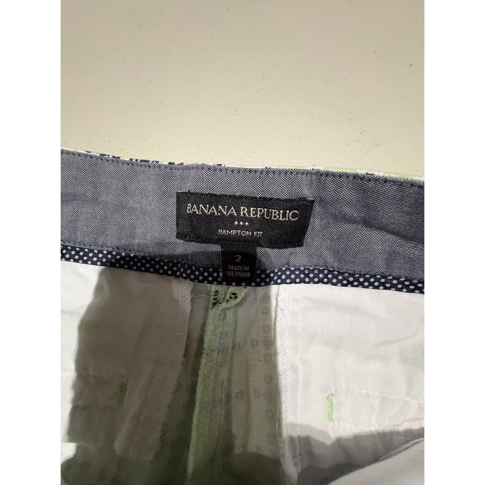 Banana Republic Banana Republic Hampton Fit Womens Size 2 Green Shorts Size 26" / US 2 / IT 38 - 3 Thumbnail