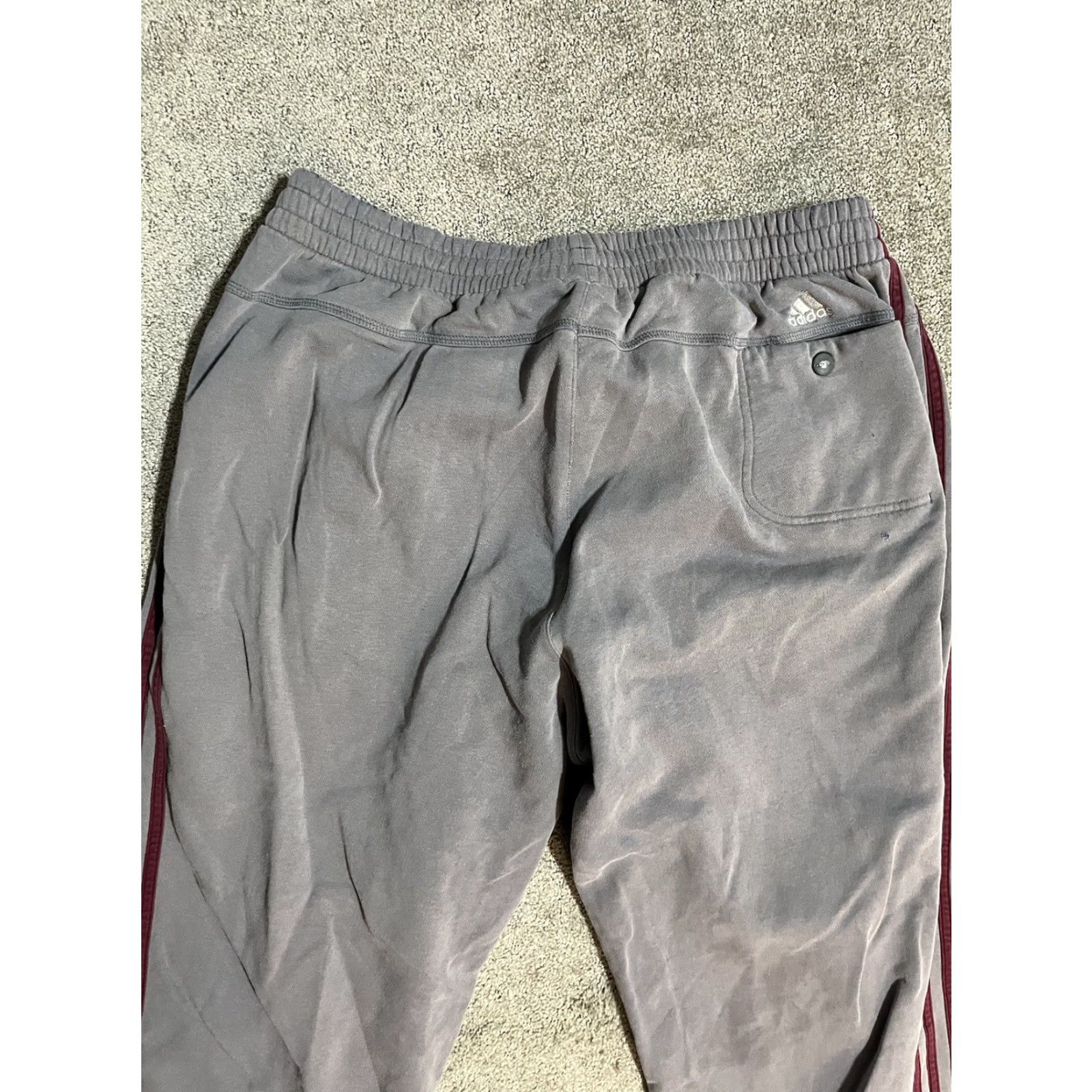 Adidas Adidas Sweatpants Pants Gray w/ Maroon Stripe Athletic Men Large Fleece Size US 33 - 4 Thumbnail