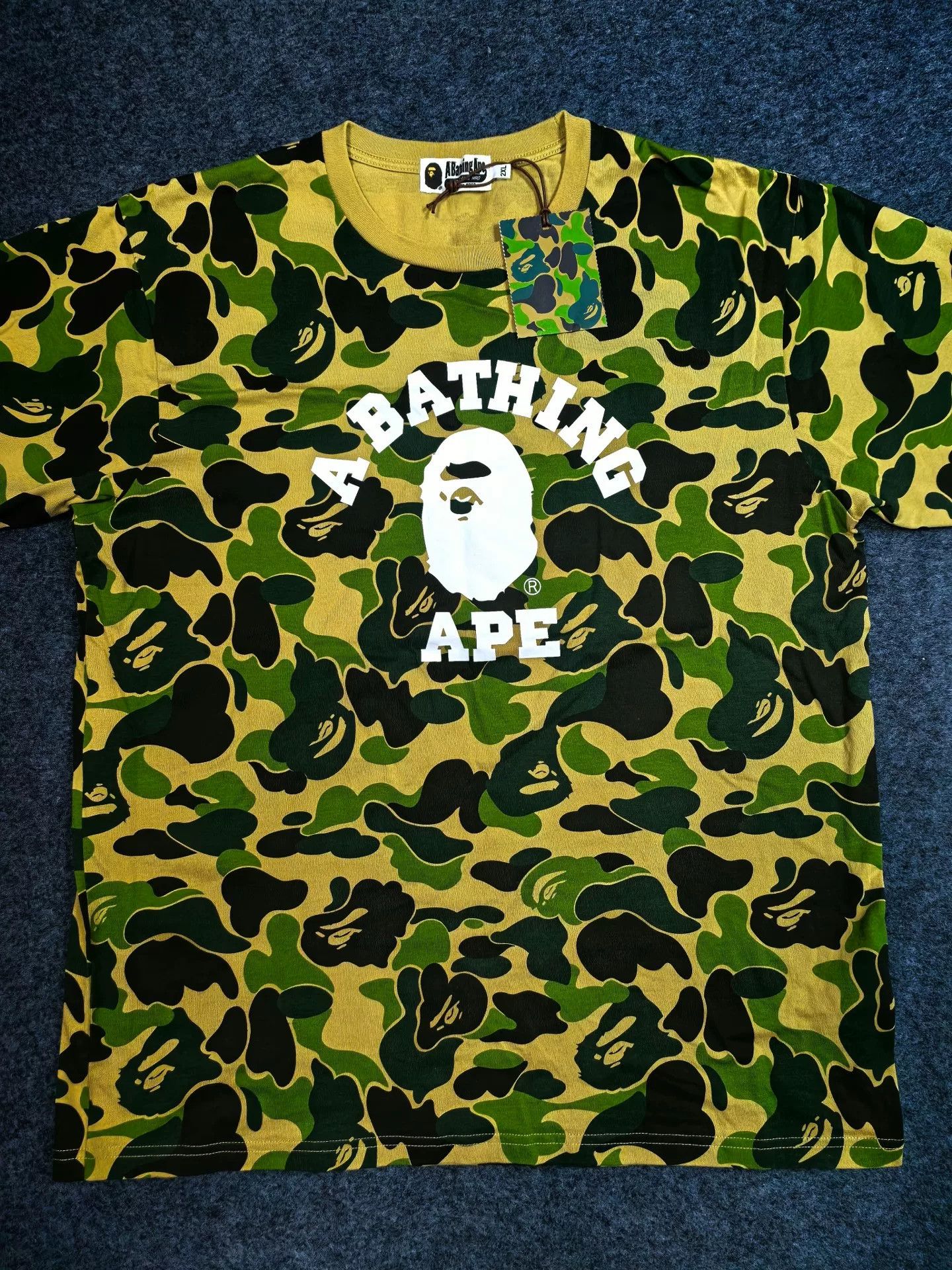 Bape Bape T Multi Glow T-Shirt Casual Size US XXL / EU 58 / 5 - 1 Thumbnail