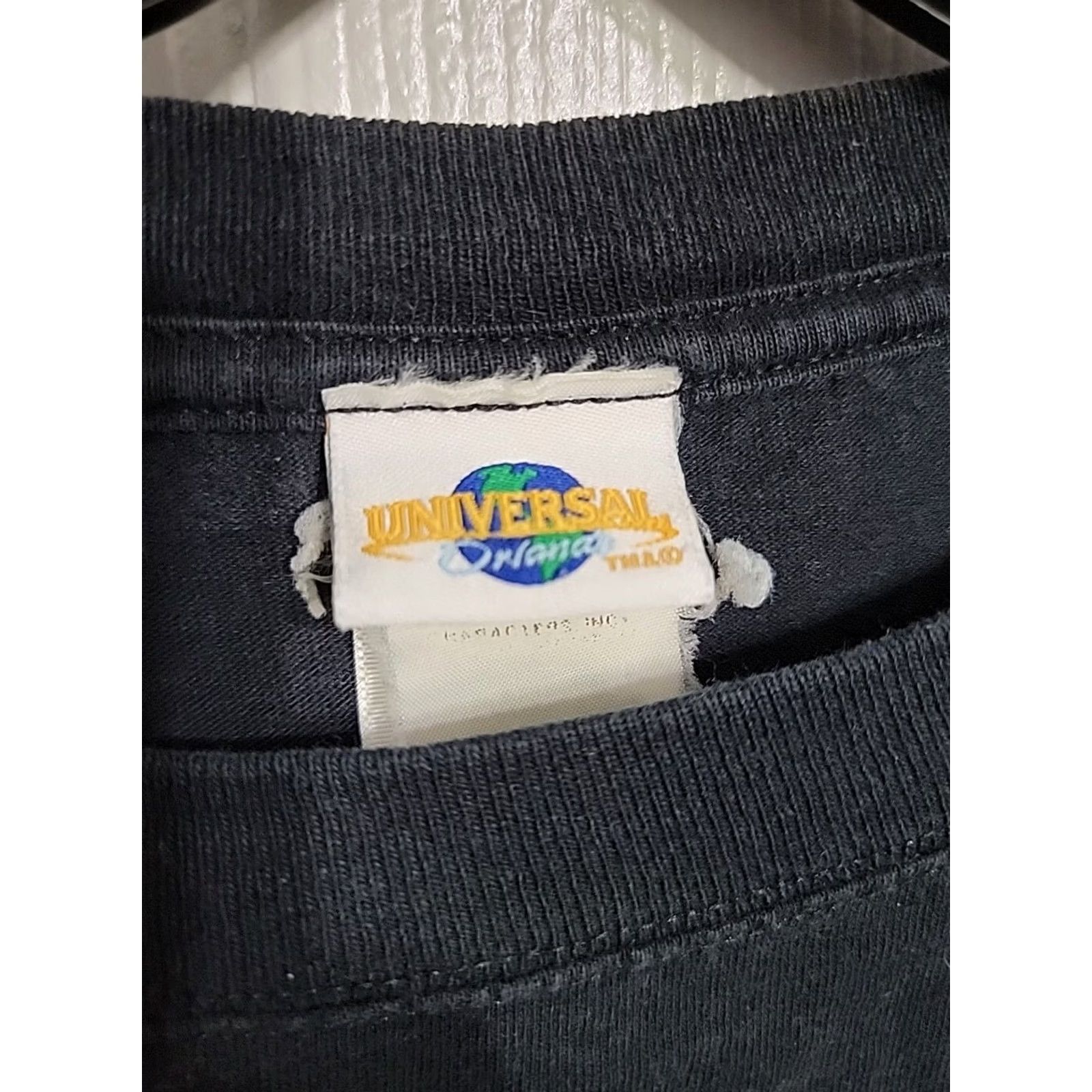 Vintage VINTAGE Universal Shirt 2XL Black Crew Neck Short Sleeve Universal Logo 90s Mens Shirt Size US XXL / EU 58 / 5 - 3 Thumbnail