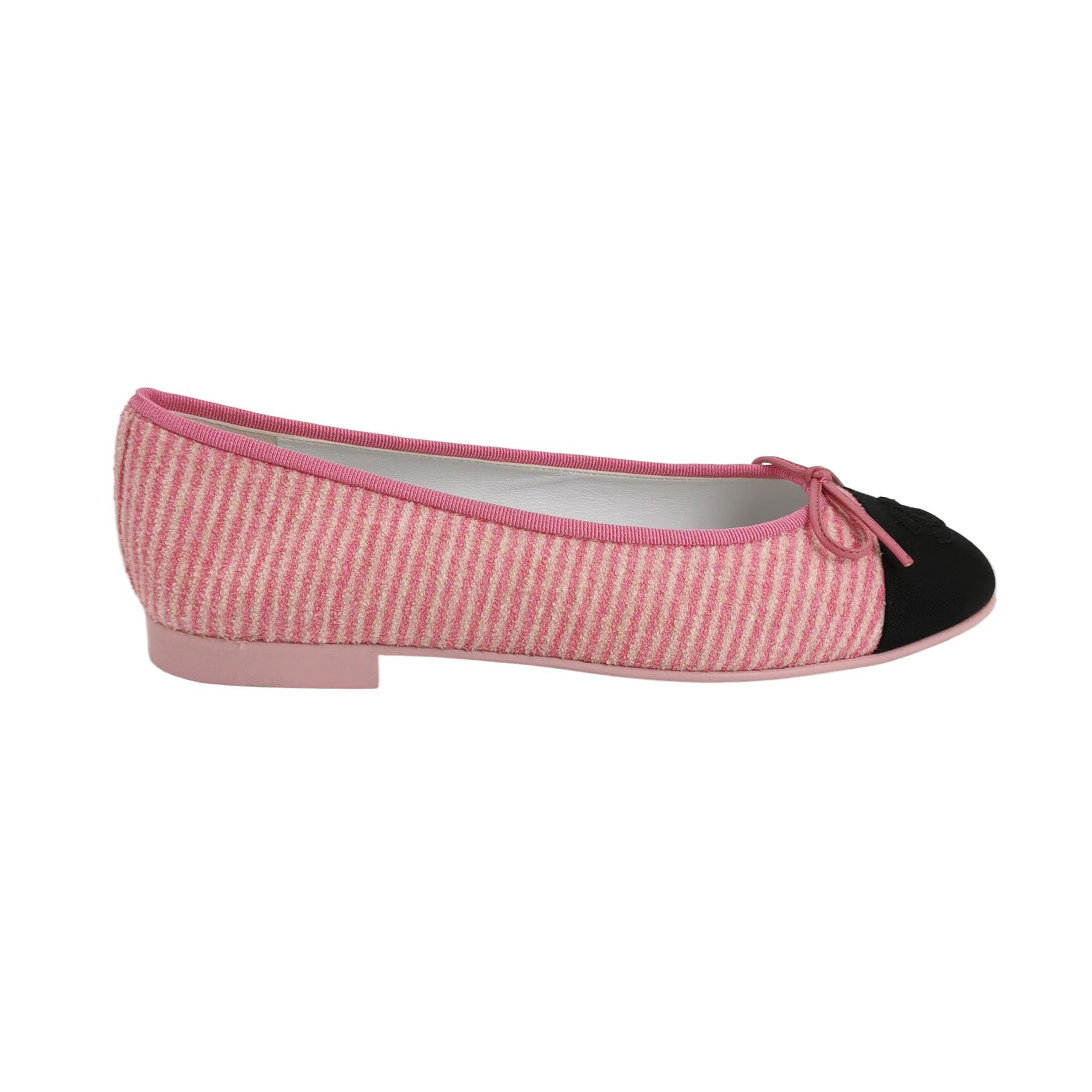 Chanel Chanel Women 8 Flats Size US 8 / IT 38 - 1 Thumbnail