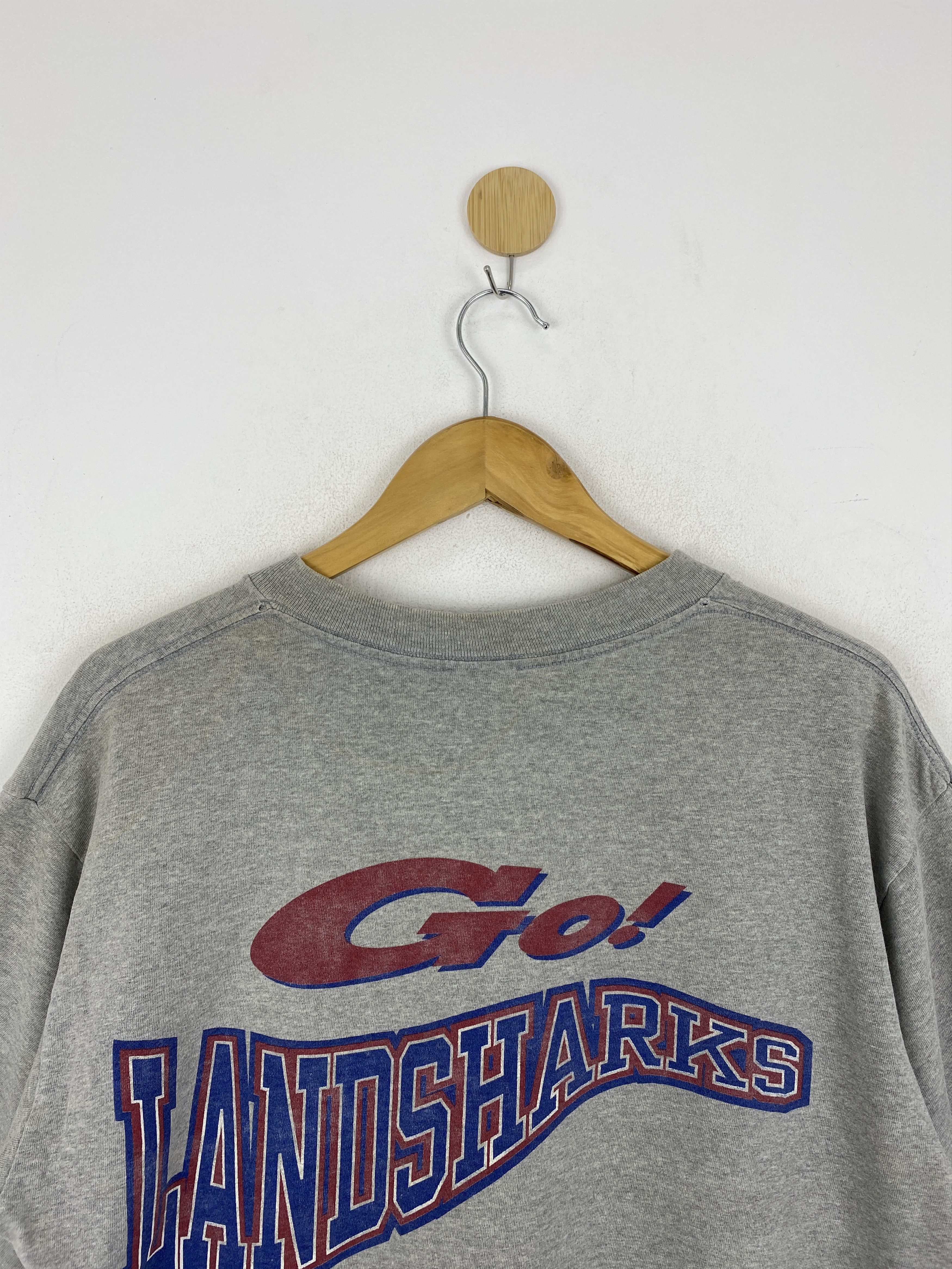 Vintage Vintage 90s Jimmy Buffet Landsharks Tour 1995 Tee TA0601 Size US L / EU 52-54 / 3 - 4 Thumbnail