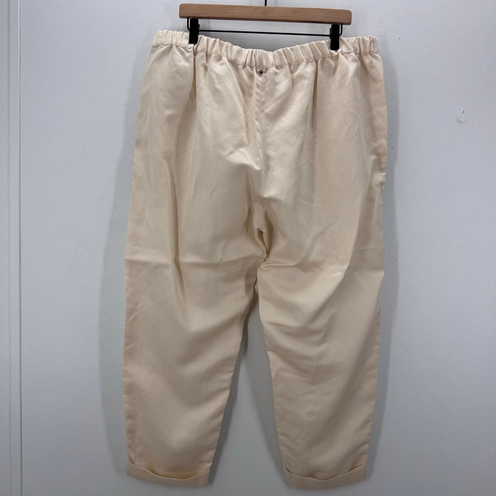 Marina Rinaldi Marina Rinaldi Recali Linen Blend Cropped Pant PLUS size 20 Size 42" / US 20 - 3 Thumbnail