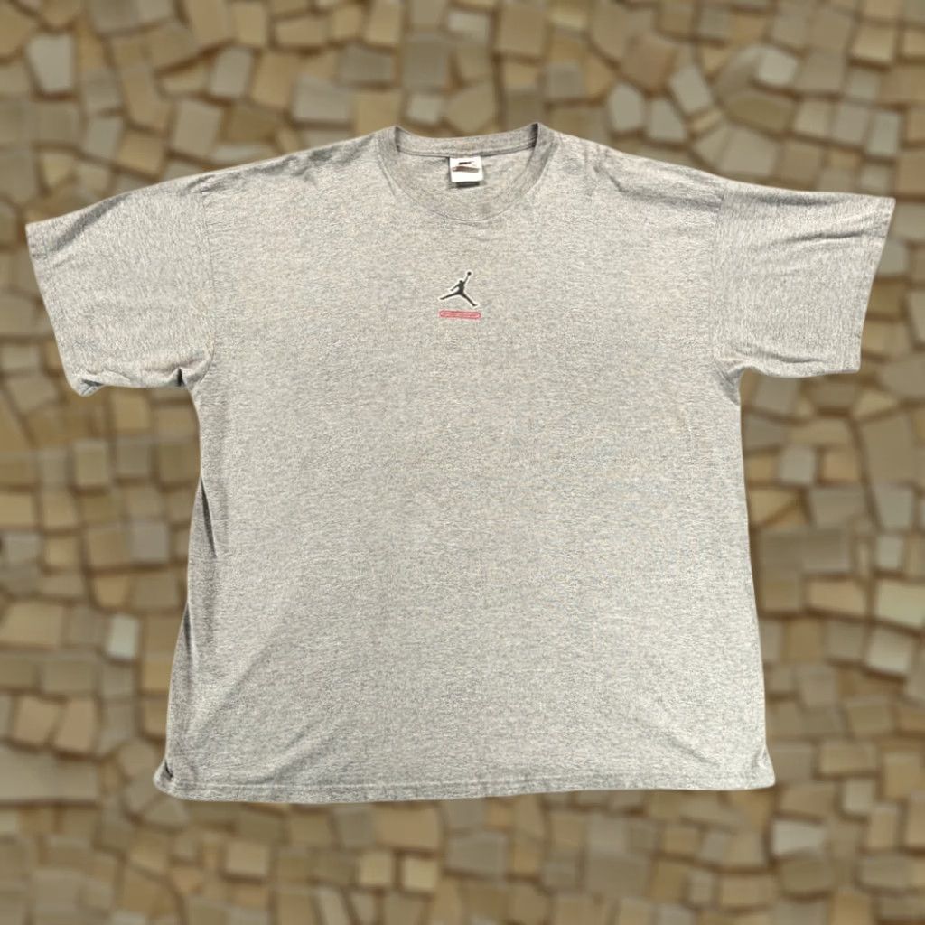 Nike VINTAGE Nike Jumpman Basketball Shirt Adult 2XL Gray USA 90s Tee Size US XXL / EU 58 / 5 - 1 Thumbnail