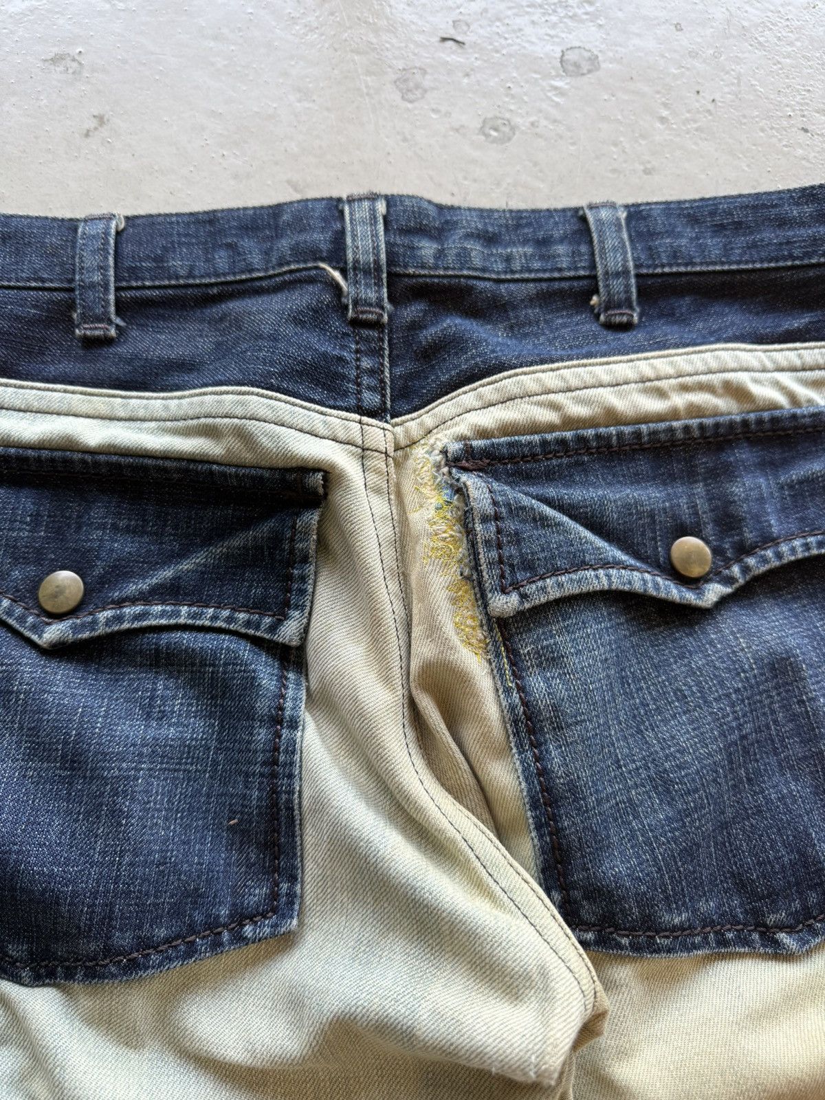 Number (N)ine Number Nine A/W 2000 “Redisun” Distressed Bush Denim Pant Size US 32 / EU 48 - 7 Thumbnail