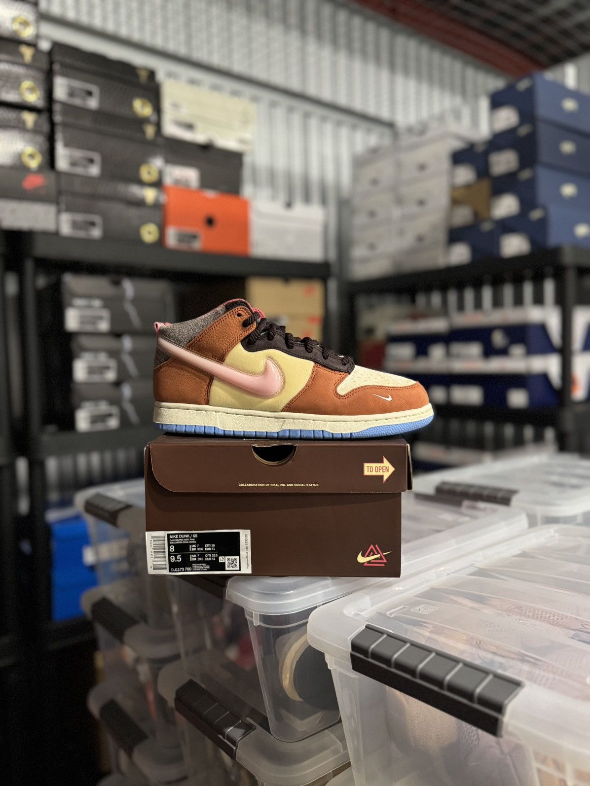 Nike × Social Status Nike Dunk Mid Social Status Chocolate Milk Size 8 Size US 8 / EU 41 - 1 Thumbnail