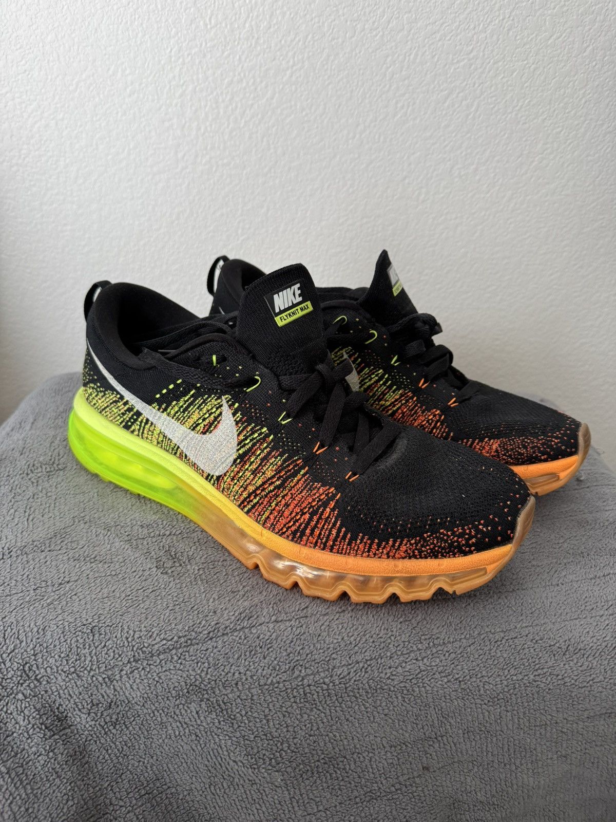 Nike Nike Flyknit Max Size US 11.5 / EU 44-45 - 1 Thumbnail