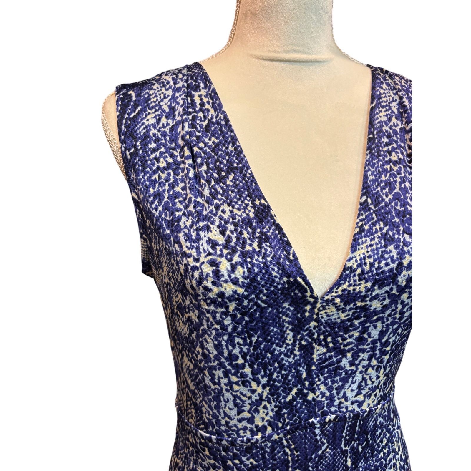 Tory Burch Tory Burch Silk Snakeskin Print Dress Size M Size M / US 6-8 / IT 42-44 - 8 Thumbnail