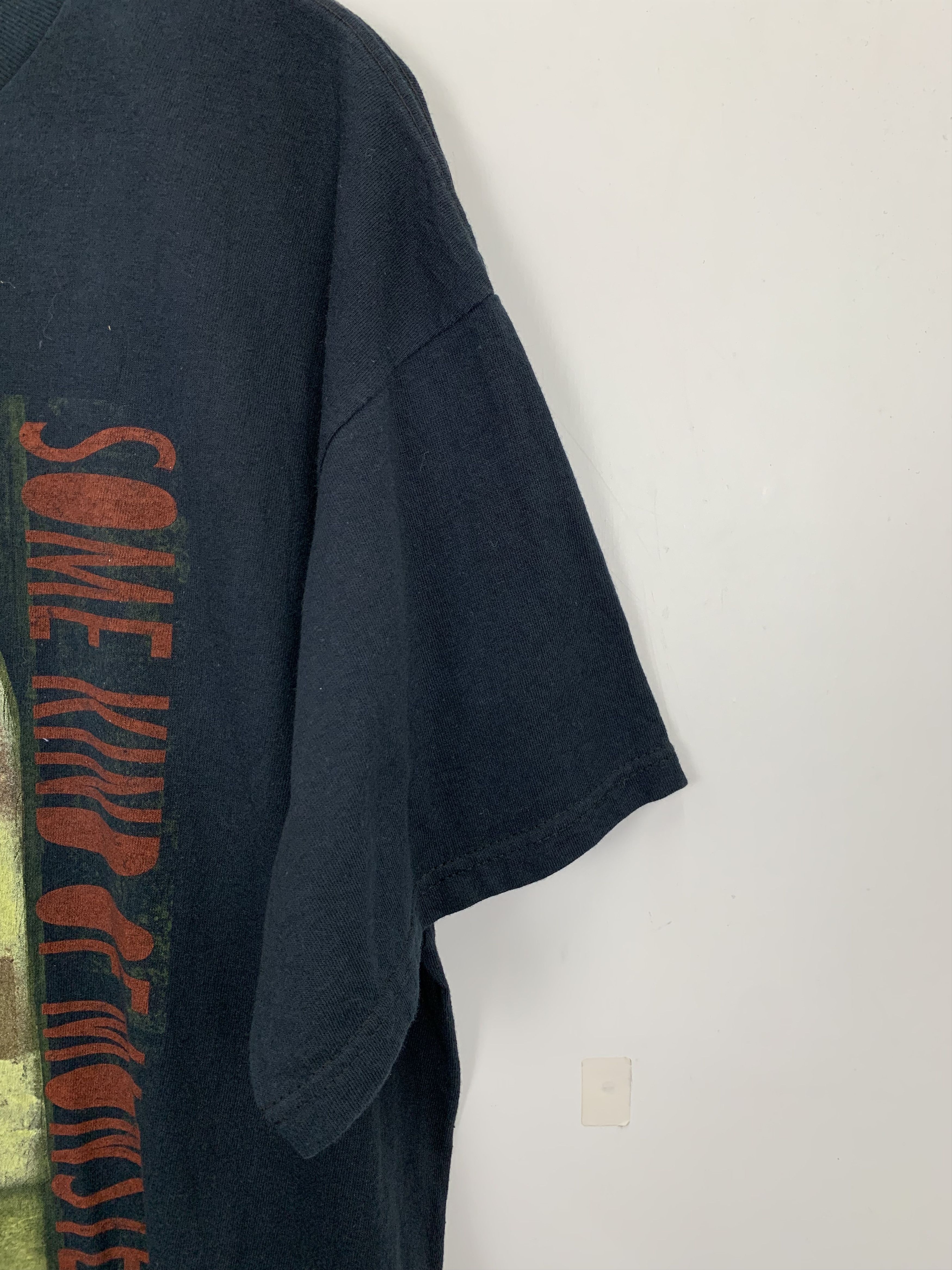 Band Tees Vintage 2000s Metallica Band T Shirt TA0186 Size US XL / EU 56 / 4 - 10 Thumbnail