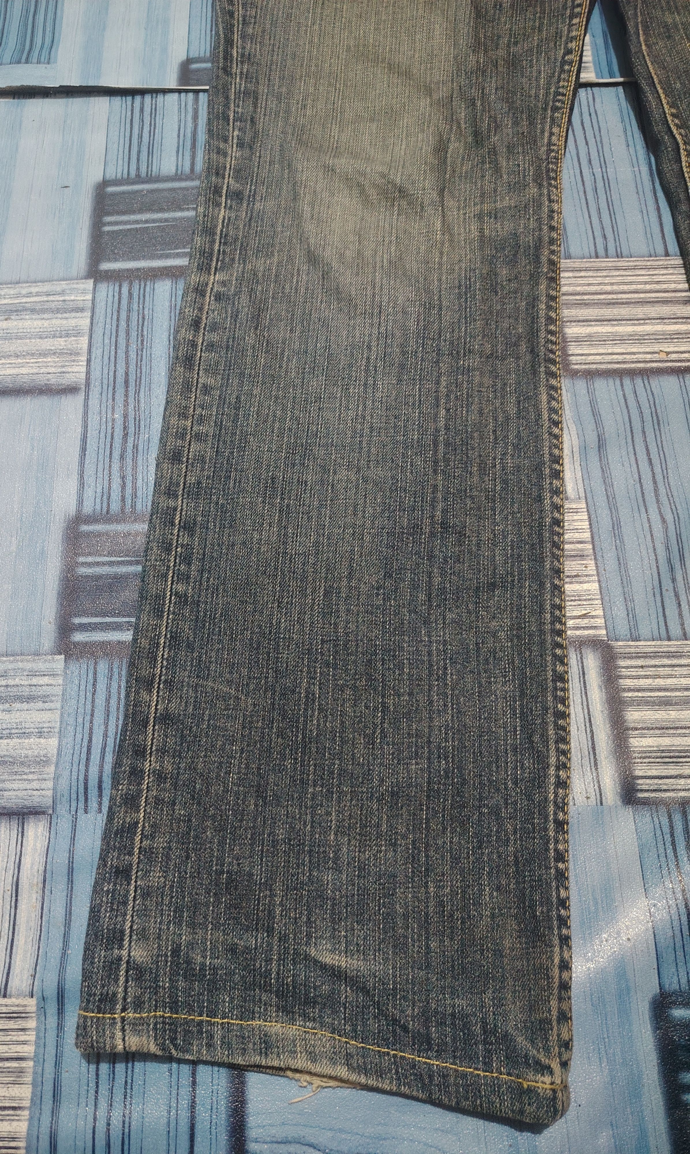 Levi's Vtg Levis 502 purple stitch Button V11 Size US 30 / EU 46 - 6 Thumbnail