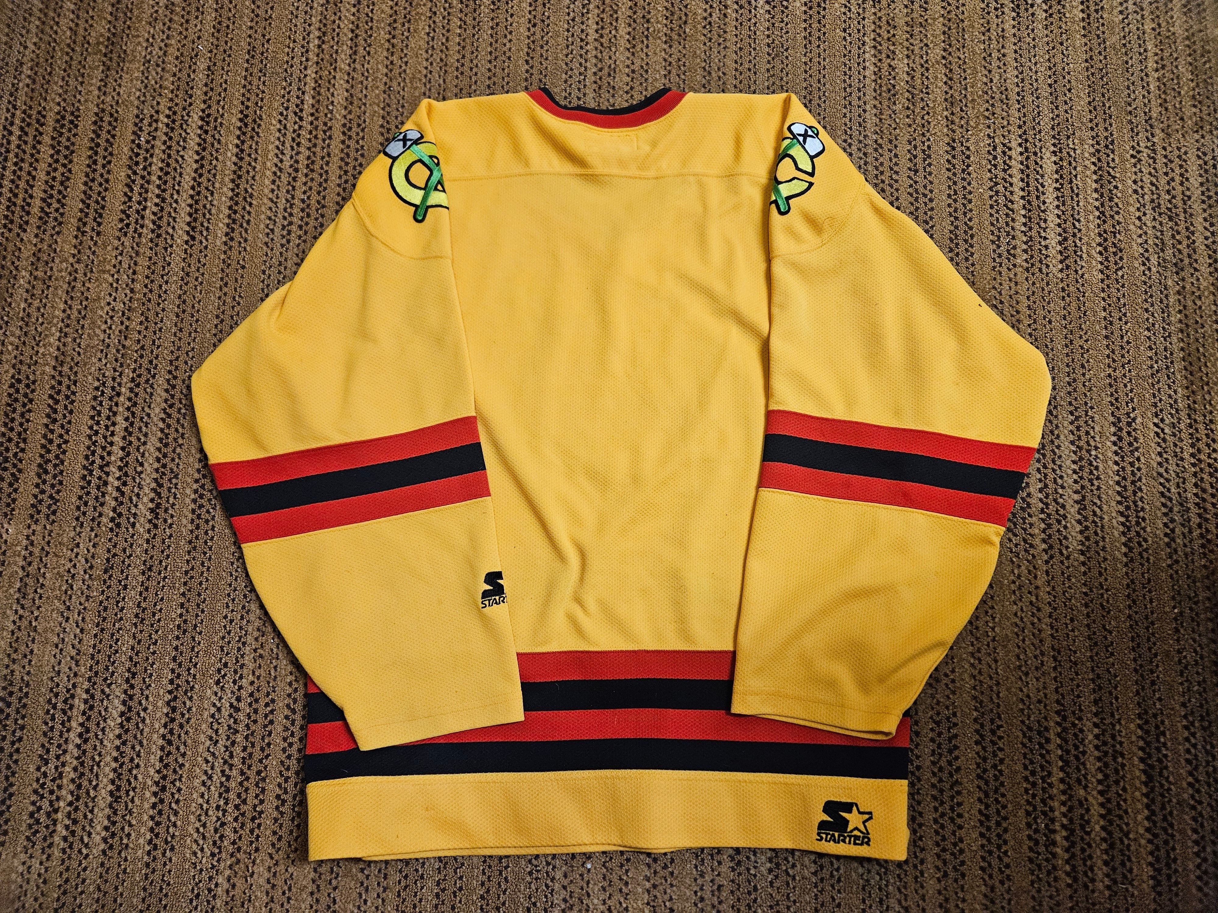 NHL Black Hawks Size US L / EU 52-54 / 3 - 2 Thumbnail