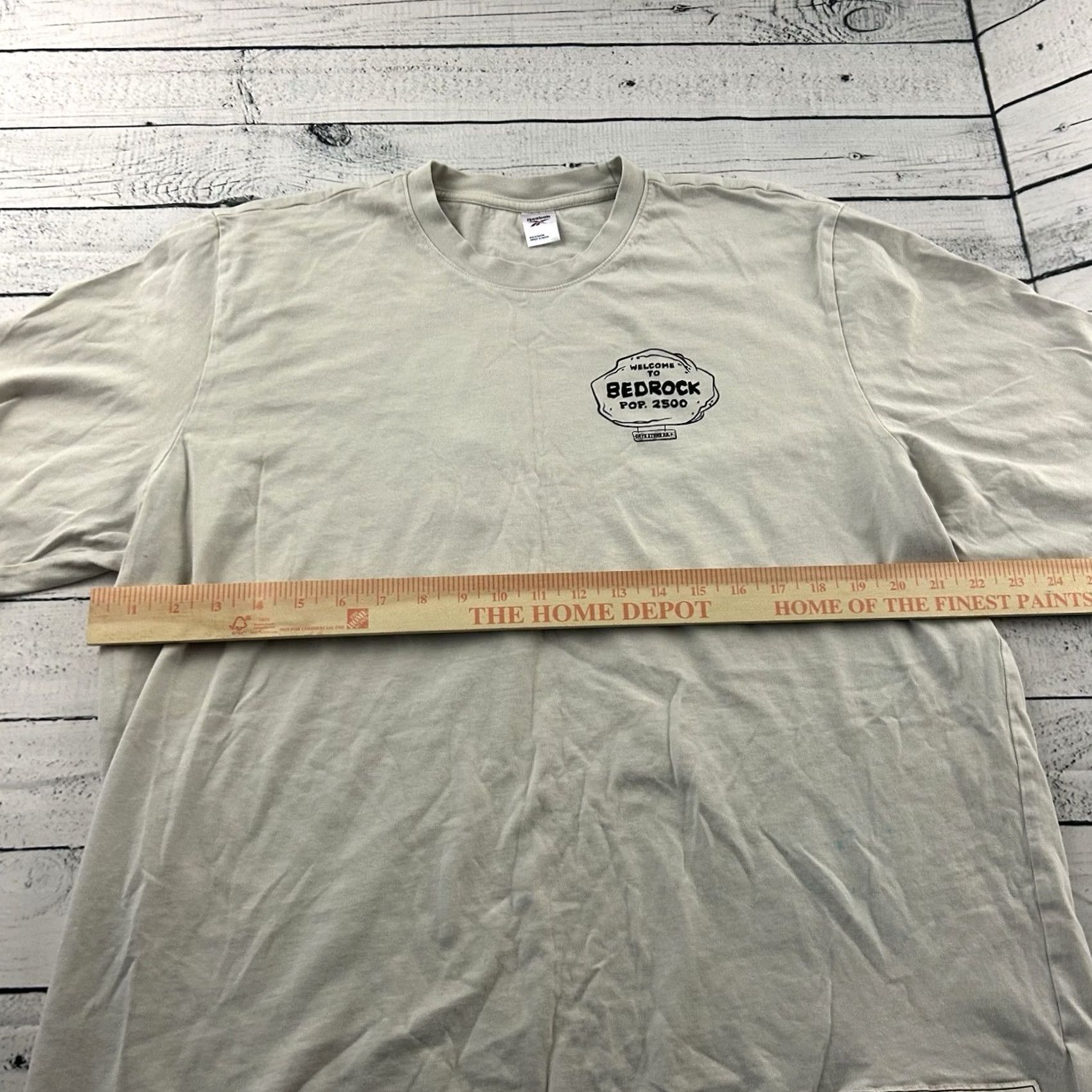 Reebok Reebok Flintstones Welcome To Bedrock Short Sleeve T Shirt Men XL Beige Size US XL / EU 56 / 4 - 6 Thumbnail