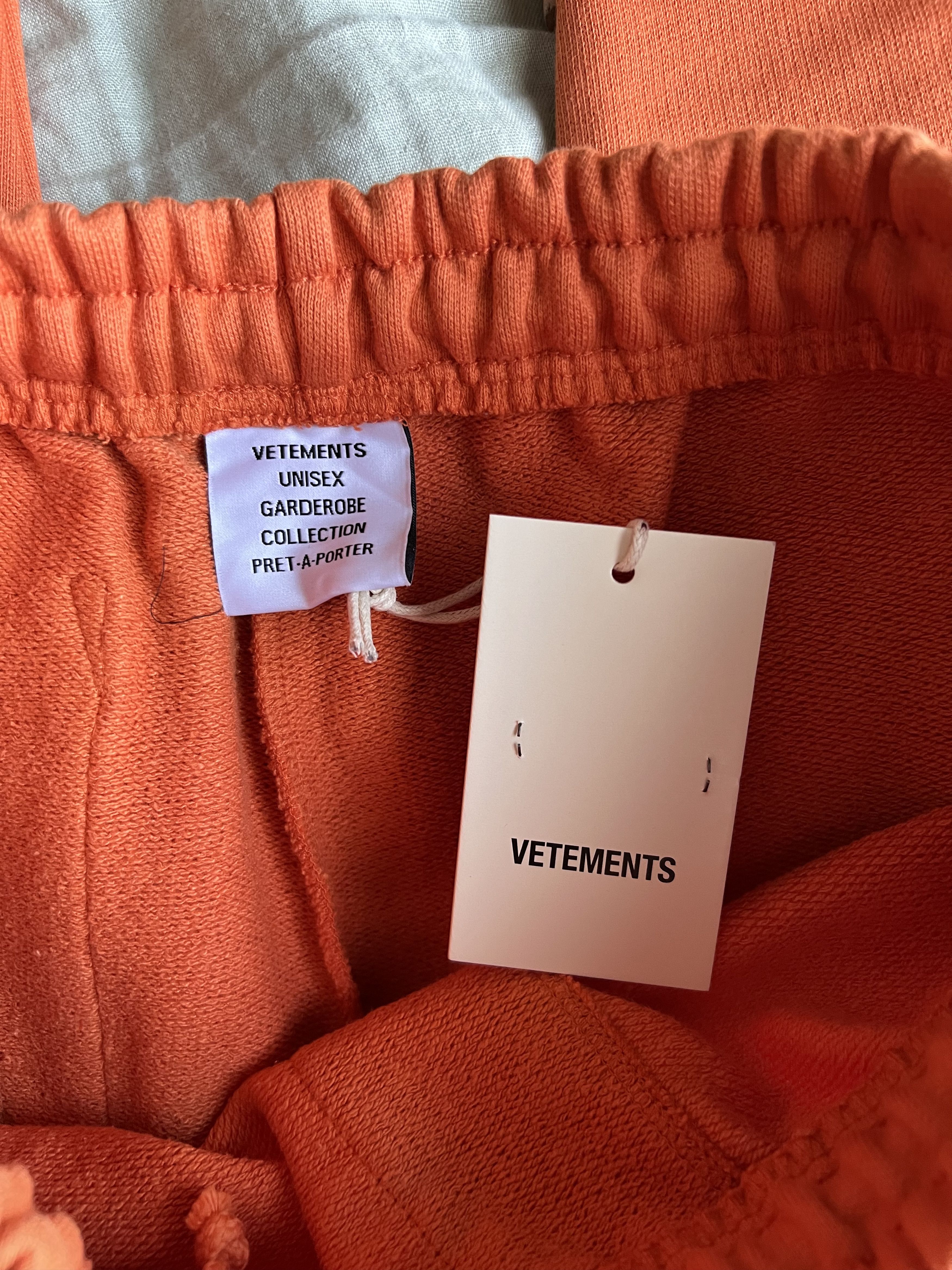 Vetements VETEMENTS Limited Edition Sweatpants in Orange Size US 29 - 8 Thumbnail