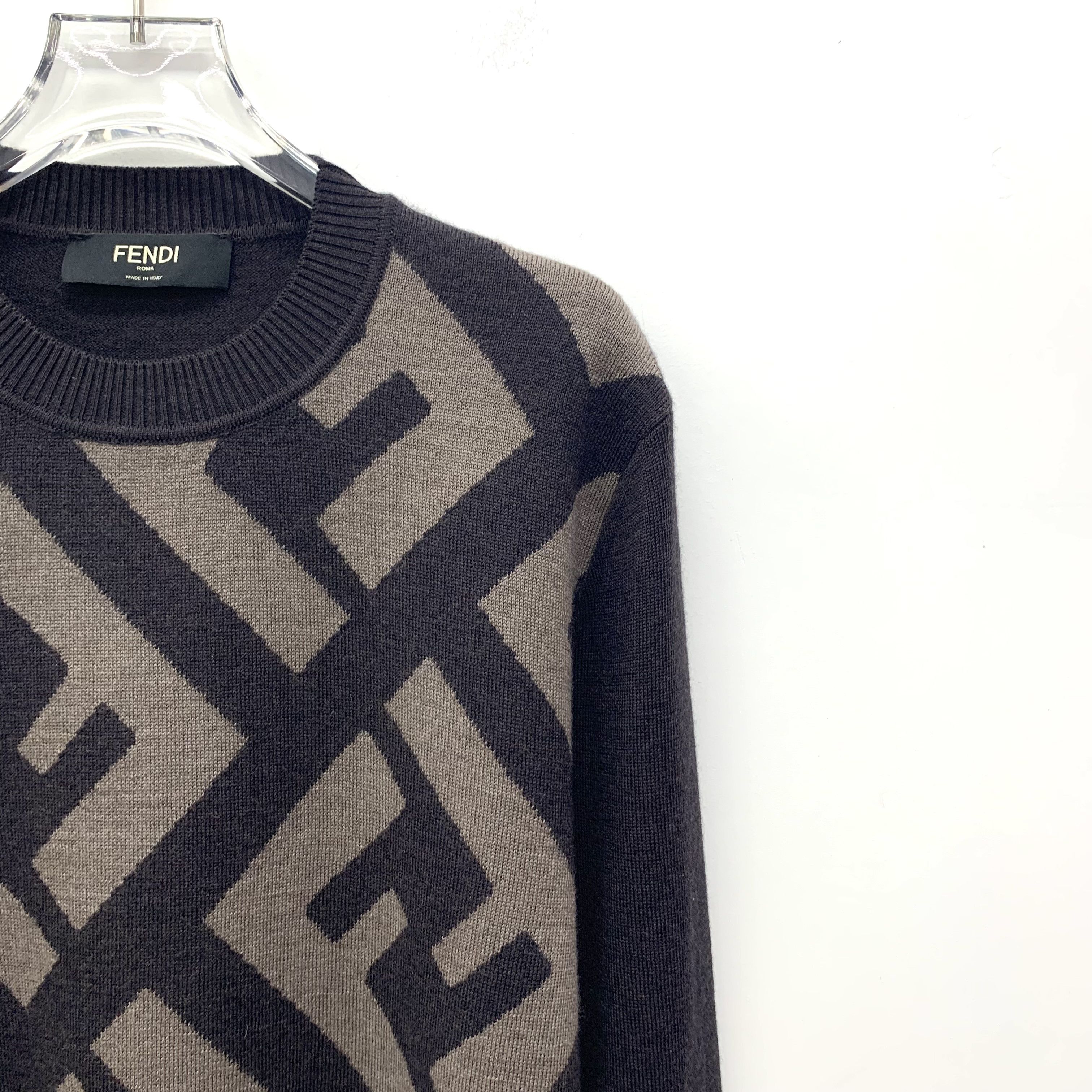 Fendi Fendi Colorblock Logo Wool Crewneck Sweater (Size M) Size M / US 6-8 / IT 42-44 - 5 Thumbnail