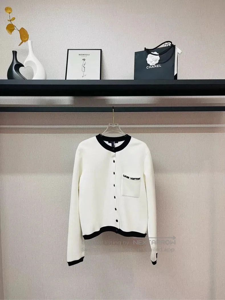 Louis Vuitton LV 24 Black White Knit Jacket. Size US S / EU 44-46 / 1 - 1 Thumbnail
