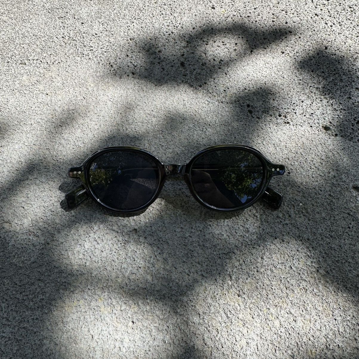 Other SUNGLASSES BRAND NEW CLASSIC RETRO VINTAGE KZ1018-01 Size ONE SIZE - 1 Thumbnail