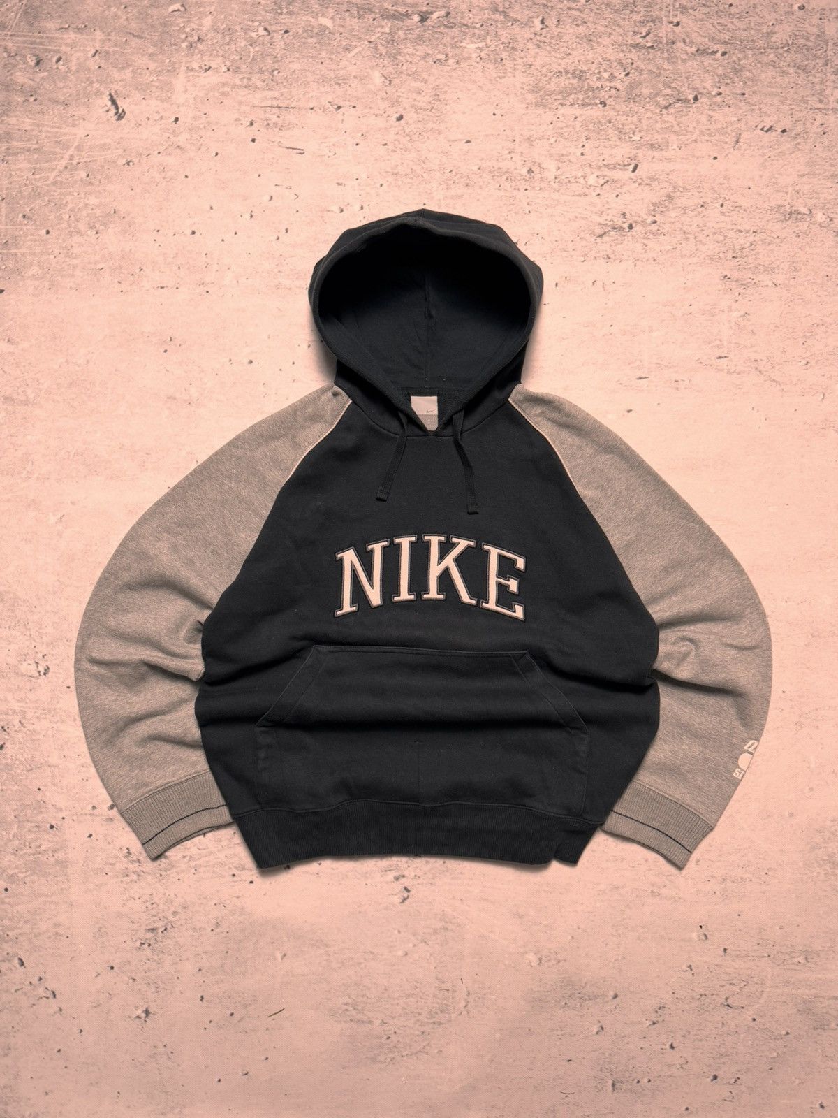 Nike × Vintage NIKE VINTAGE CENTER LOGO OVERSIZE BOXY HOODIE Size US M / EU 48-50 / 2 - 1 Thumbnail