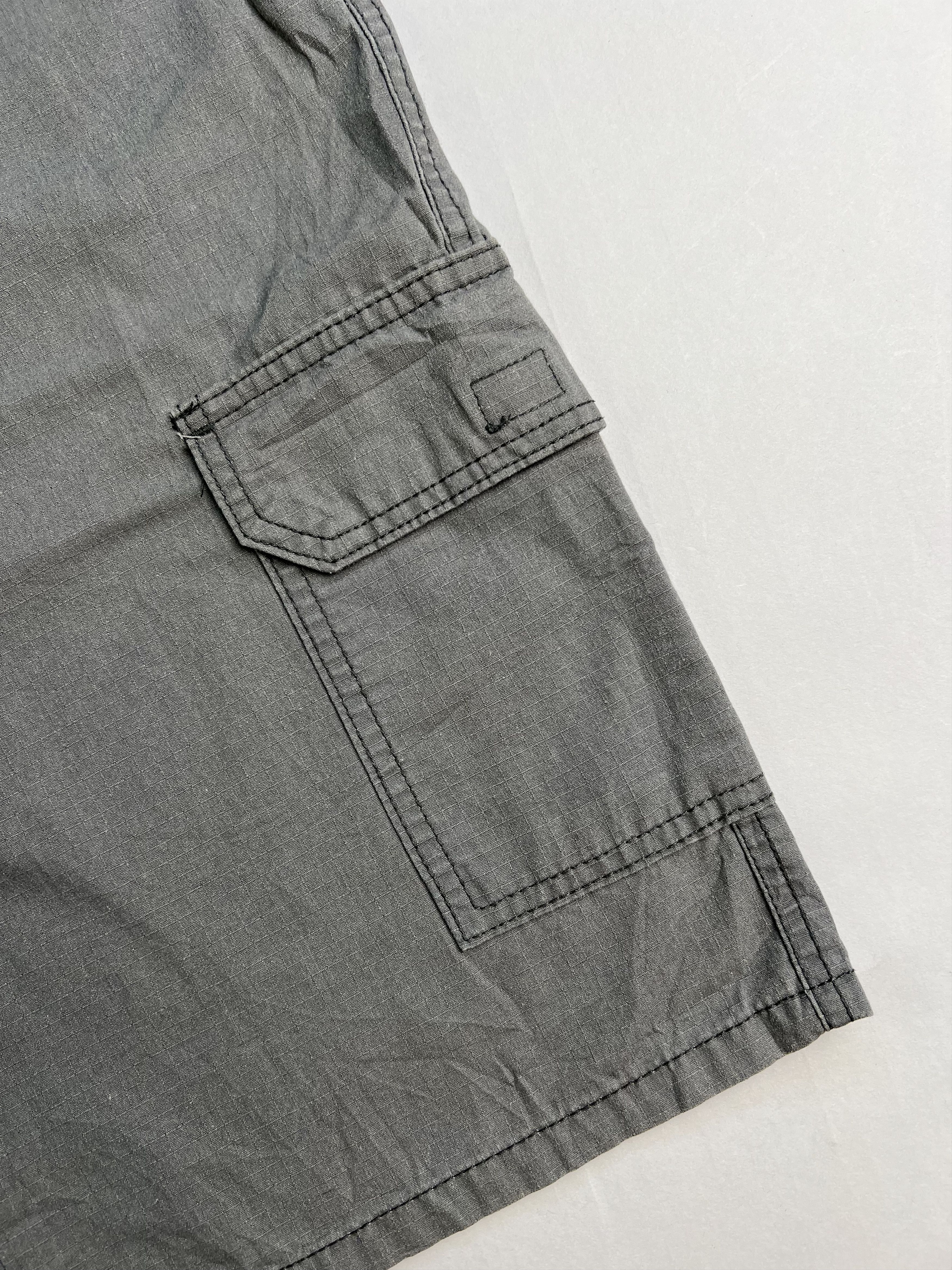 Levi's Levis Cargo Shorts Grey Size US 29 - 4 Thumbnail