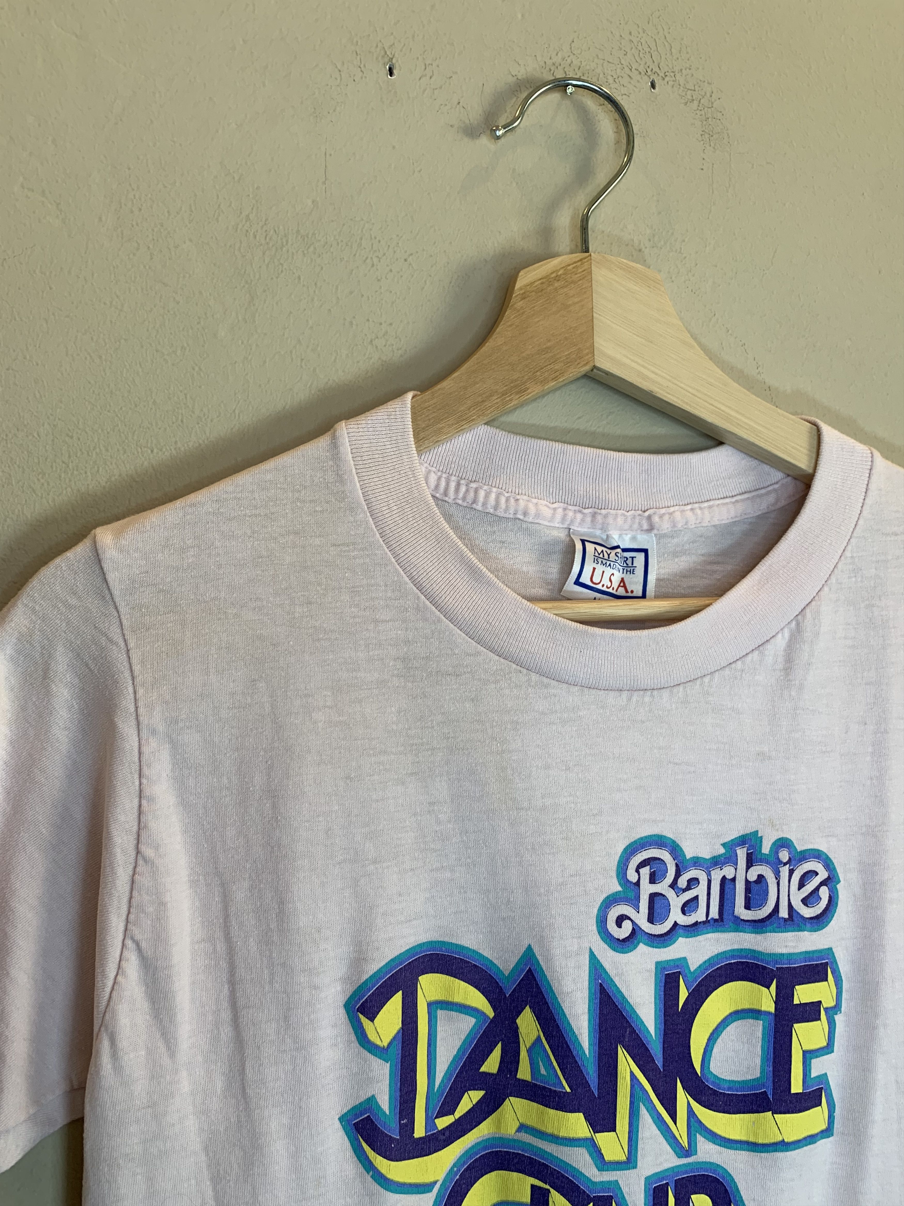 Vintage *RARE* Vintage 80’s Barbie Dance Club Single Stitch T-Shirt Size US M / EU 48-50 / 2 - 2 Thumbnail