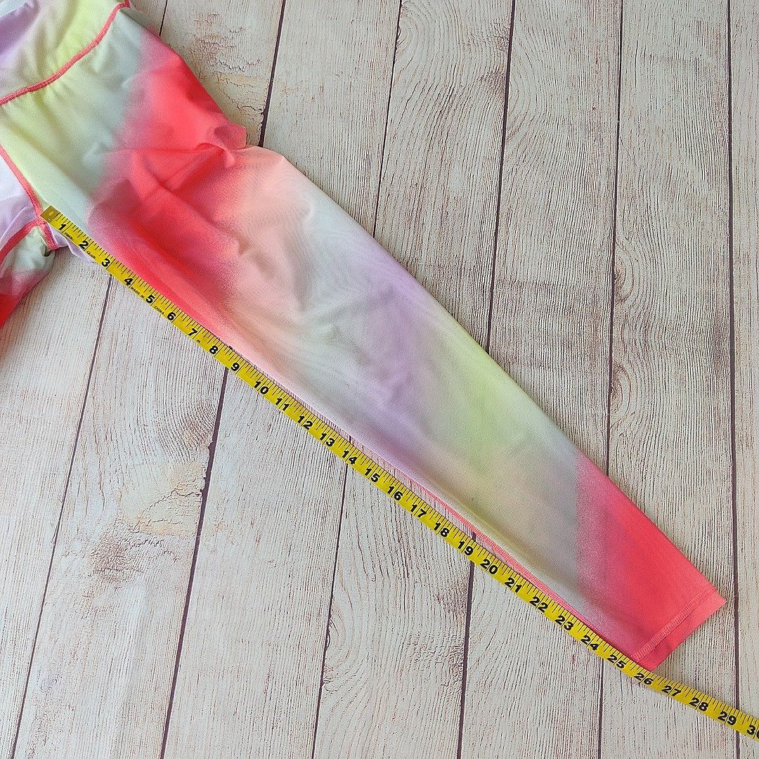 Victoria's Secret Victoria Sport Knockout Cali Haze Rainbow Mesh Tights sz M Size 30" / US 8 / IT 44 - 5 Thumbnail