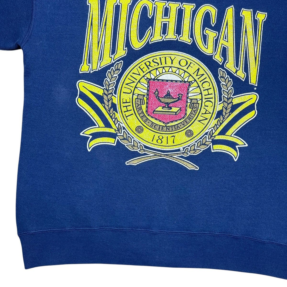 NCAA Vintage 1990s NCAA Michigan Wolverines Spell Out Sweatshirt Size US L / EU 52-54 / 3 - 6 Thumbnail