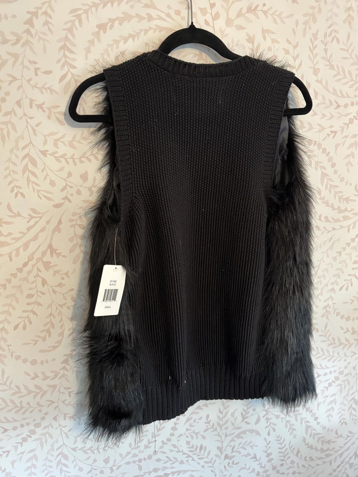 Designer NWT Debby Collection Black Faux Fur Vest Size S/P Size S / US 4 / IT 40 - 4 Thumbnail
