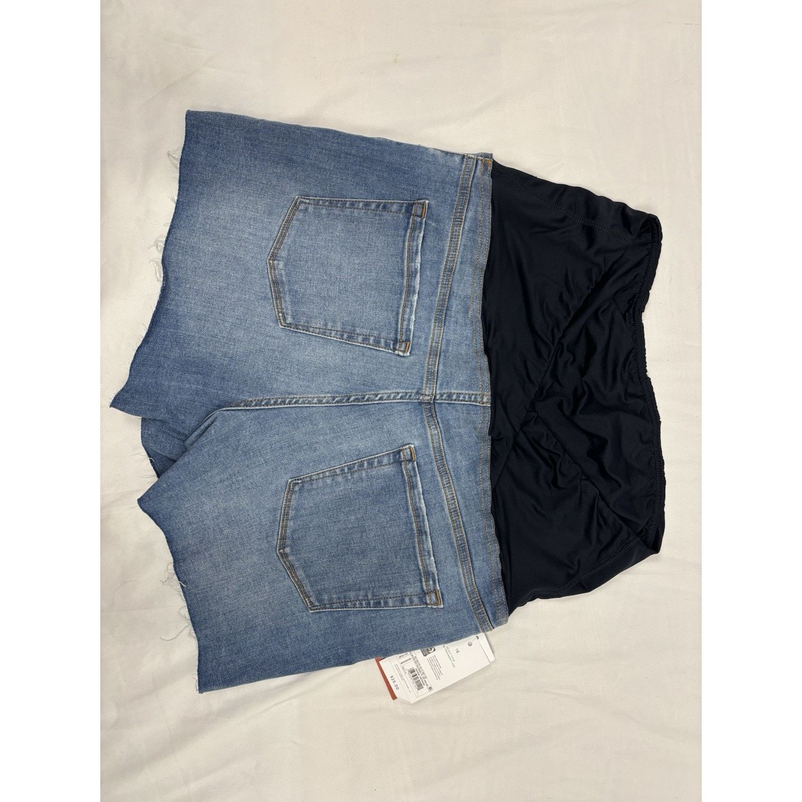 Target Basics Ingrid & Isabel Maternity 16 Panel Denim Jean Shorts Light Size 38" / US 16 / IT 52 - 8 Thumbnail
