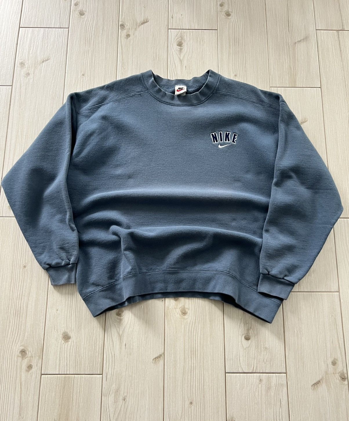Nike Vintage 90s Nike Sweatshirt Y2K Hype Rare Size XL Size US XL / EU 56 / 4 - 2 Thumbnail