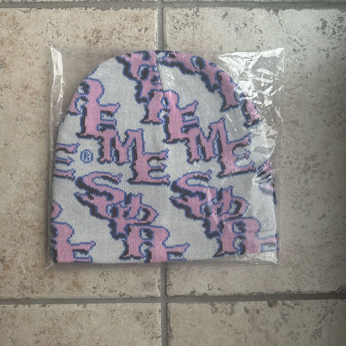 Supreme Supreme Slanted Gothic Outline Beanie (Art Dealer) Light Tan Size ONE SIZE - 1 Thumbnail