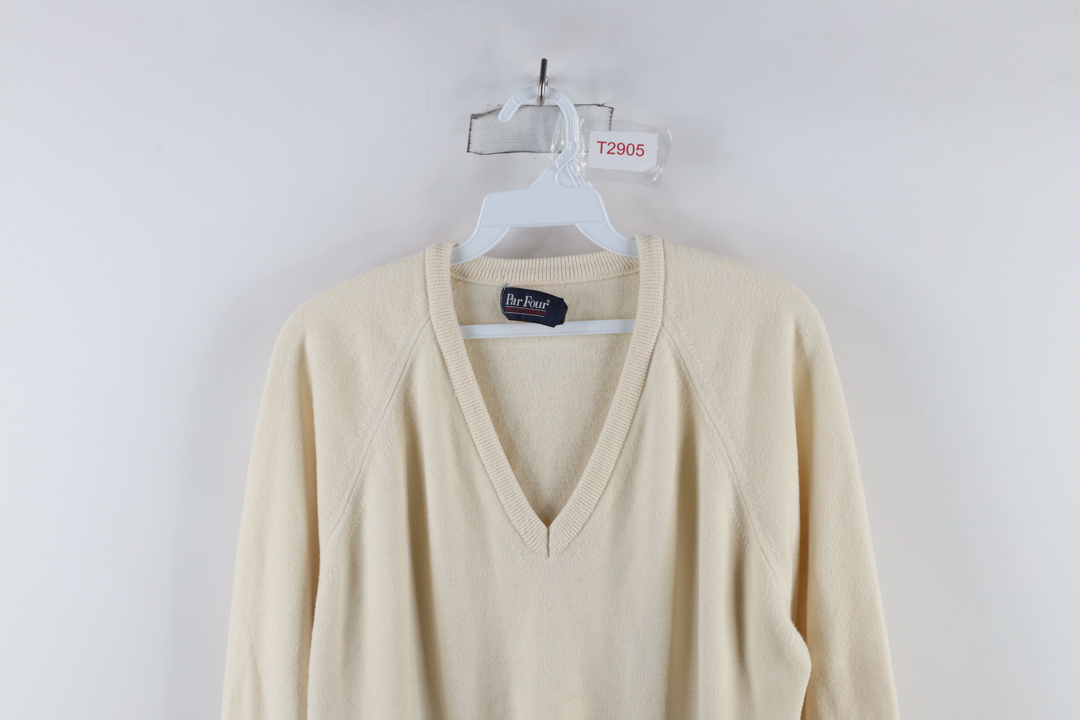 Vintage Vintage 70s Streetwear Knit V-Neck Sweater Cream USA Acrylic Size US L / EU 52-54 / 3 - 2 Thumbnail
